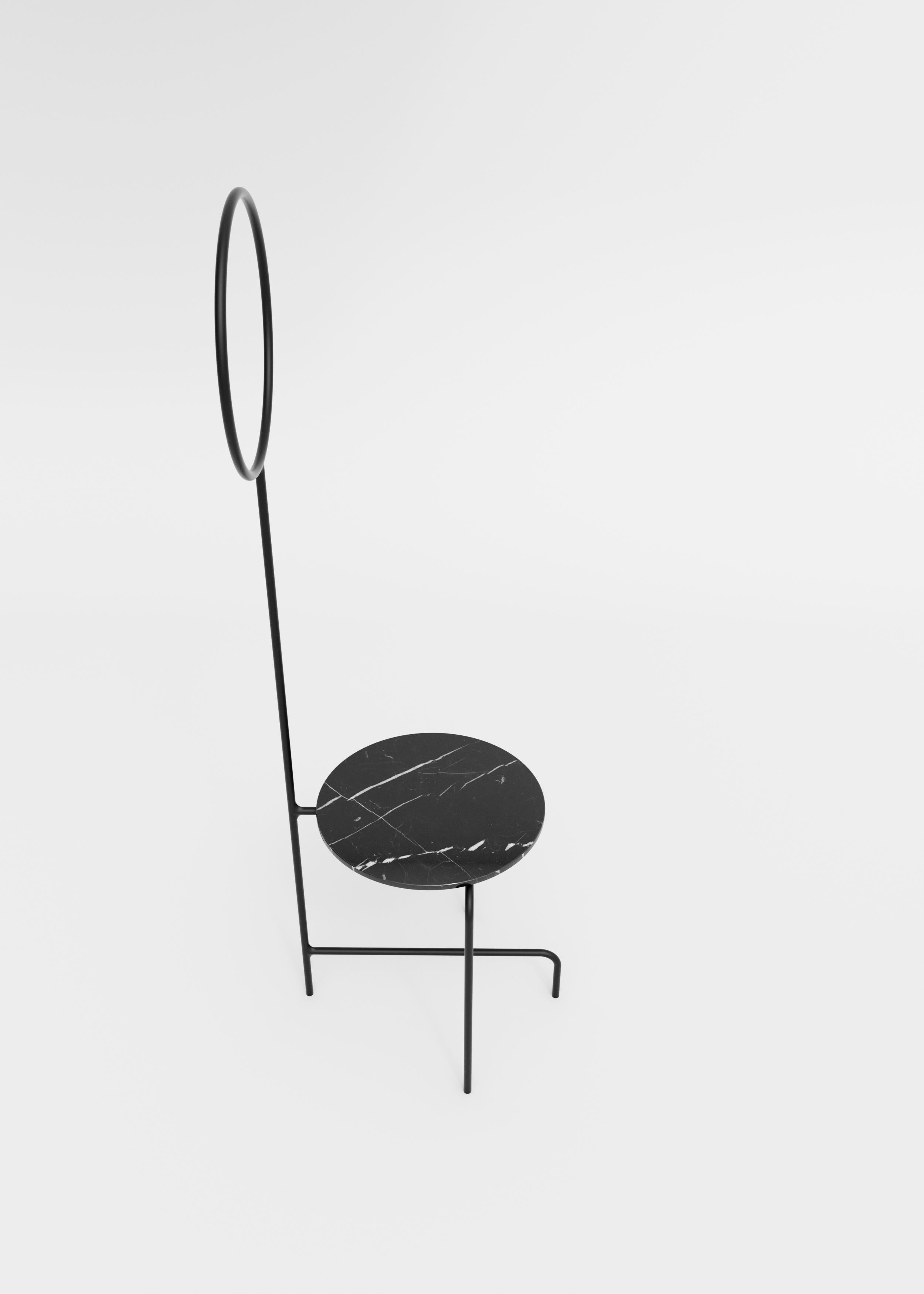 Arauto, Skulpturaler Stuhl aus Marmor und Stahl von Pedro Paulo Venzon, 2015 (Brasilianisch) im Angebot