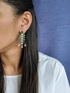 ARAYA Pear Zambian Emerald with Oval and Gia Pear Diamond Earrings
