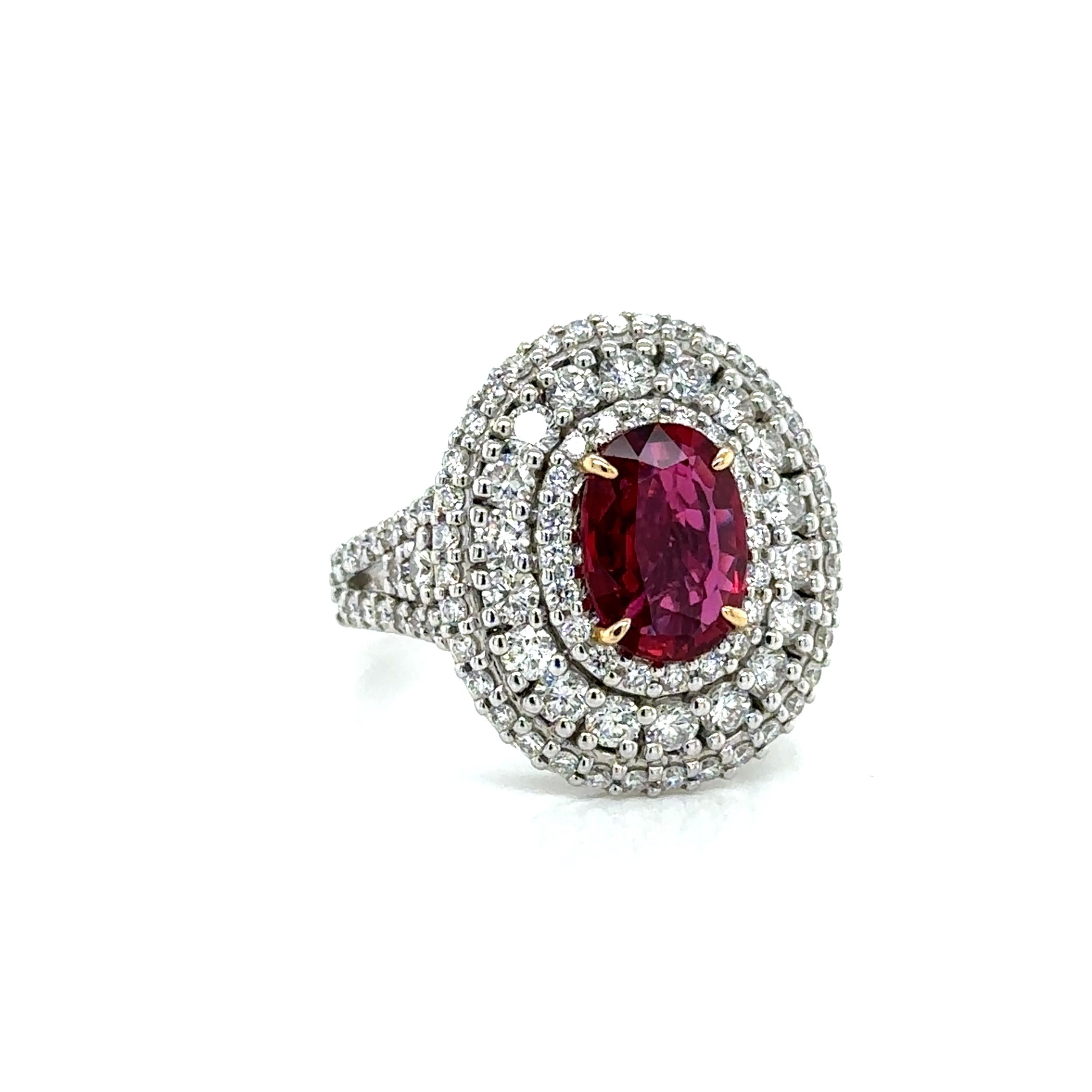 Modern ARAYIAN 2.01-Carat Ruby & Diamond Ring For Sale