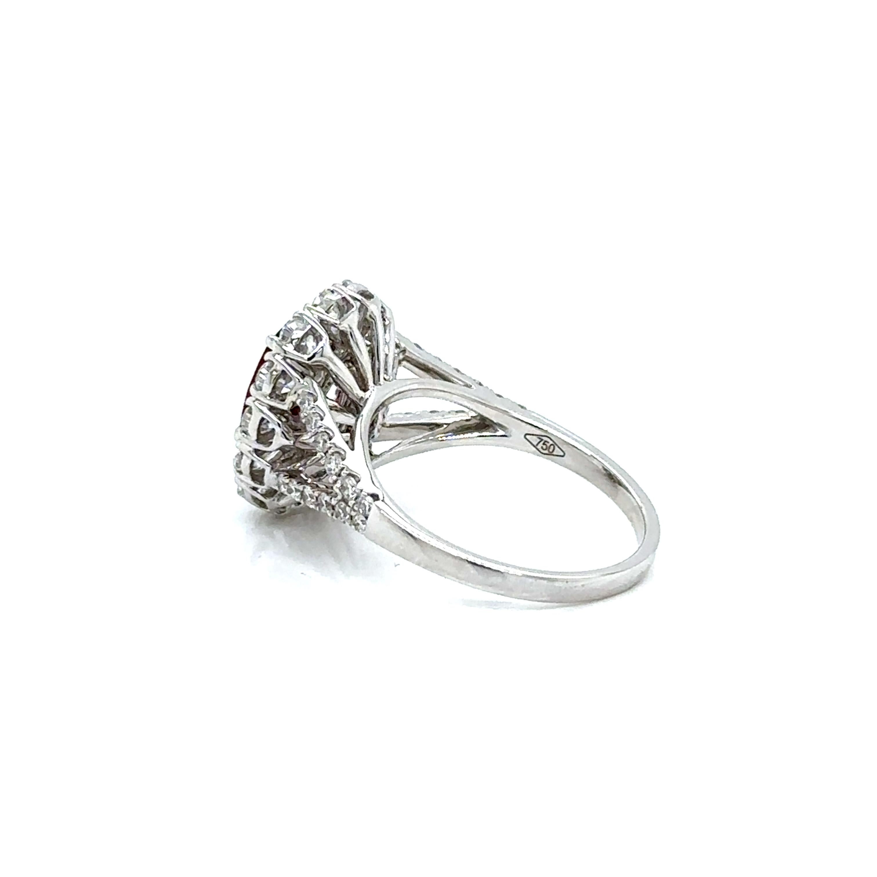 Bague ARAYENNE en rubis de 2,07 carats avec diamant Unisexe en vente