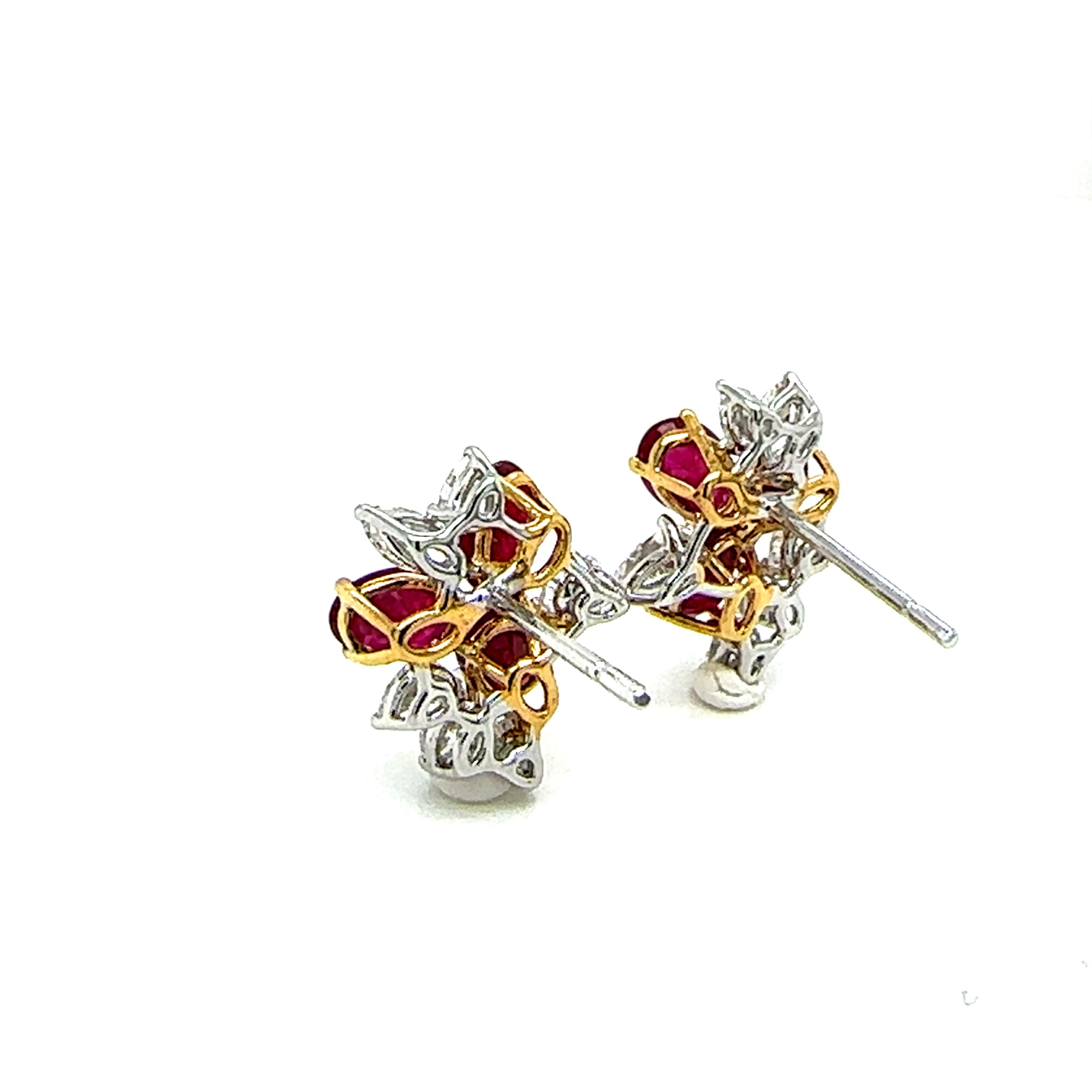 ARAYIAN Boucles d'oreilles rubis de Birmanie et diamants en grappe Neuf - En vente à Khet Bang Rak, 10