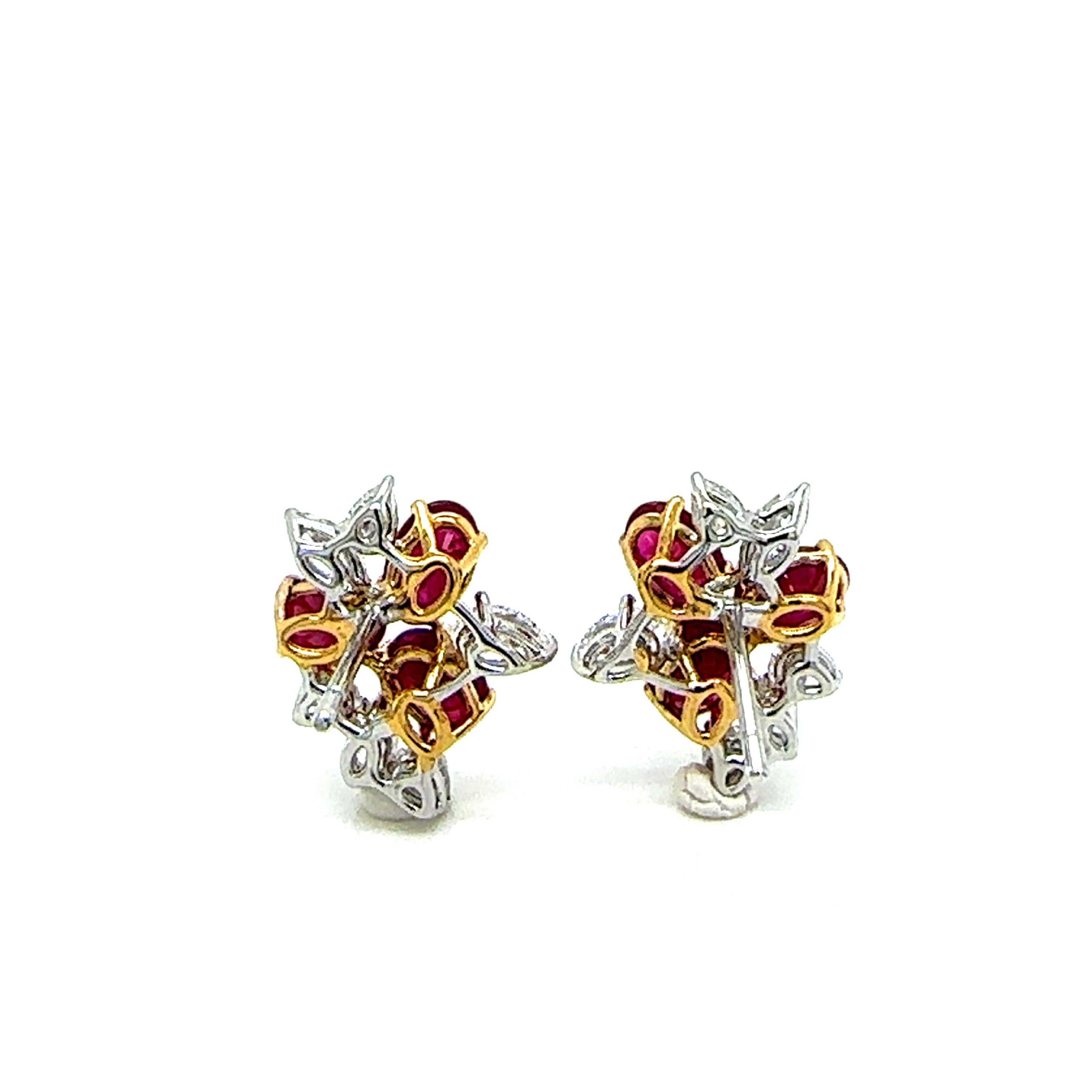 ARAYIAN Boucles d'oreilles rubis de Birmanie et diamants en grappe en vente 1