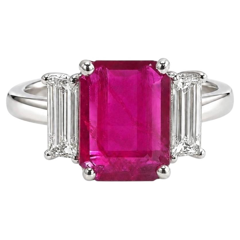 ARAYIAN Mozambique Ruby and Diamond Three-Stome ring