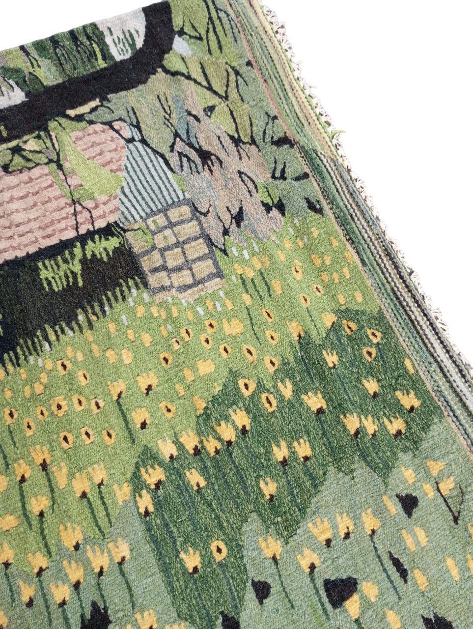 Hand-Woven European tapestry with green hue, handmade in wool For Sale