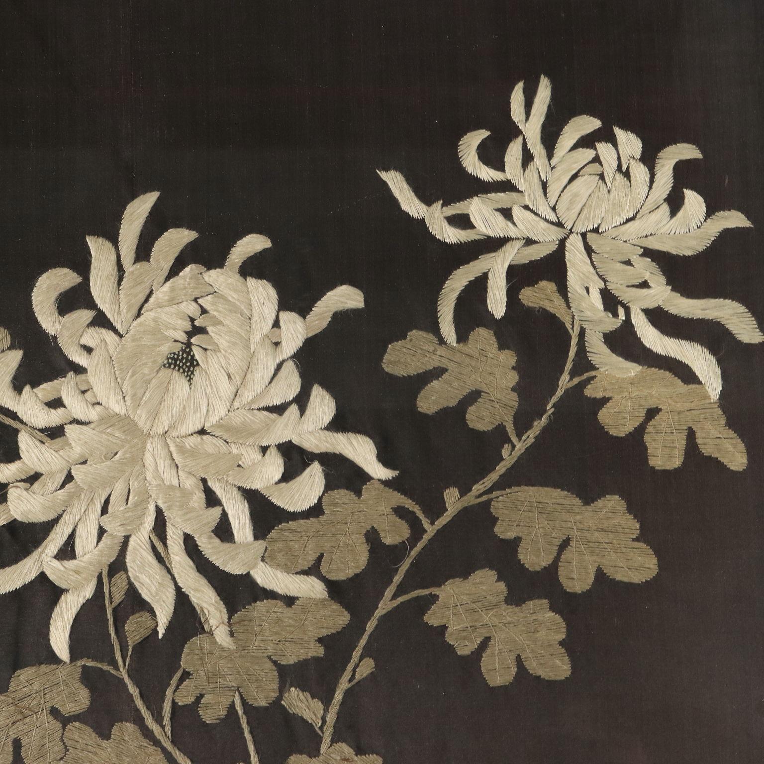 Japanese Tapestry on Silk 19th century For Sale 2