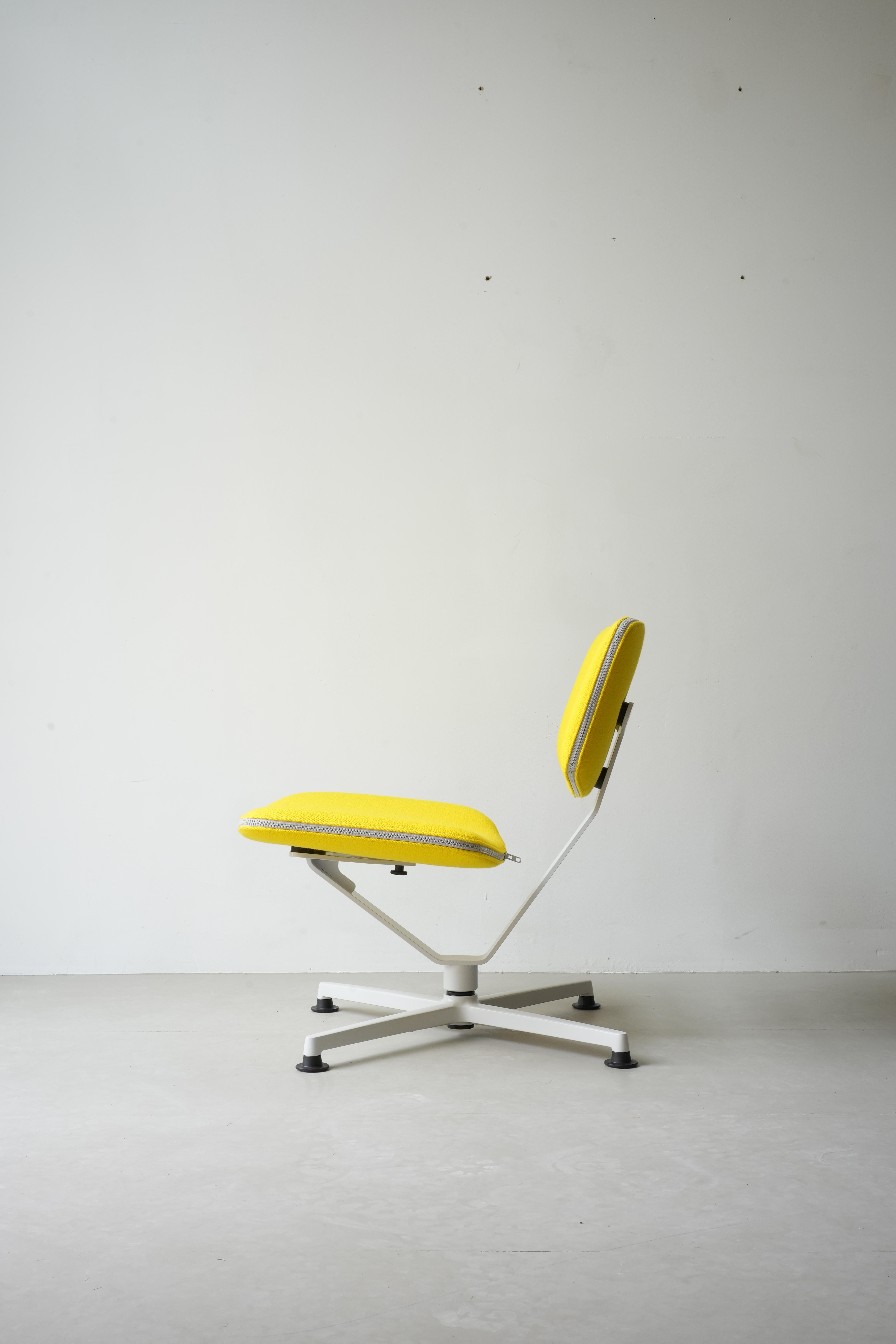 Sillón Arba by raawii en Nuevo estado para la venta en Geneve, CH