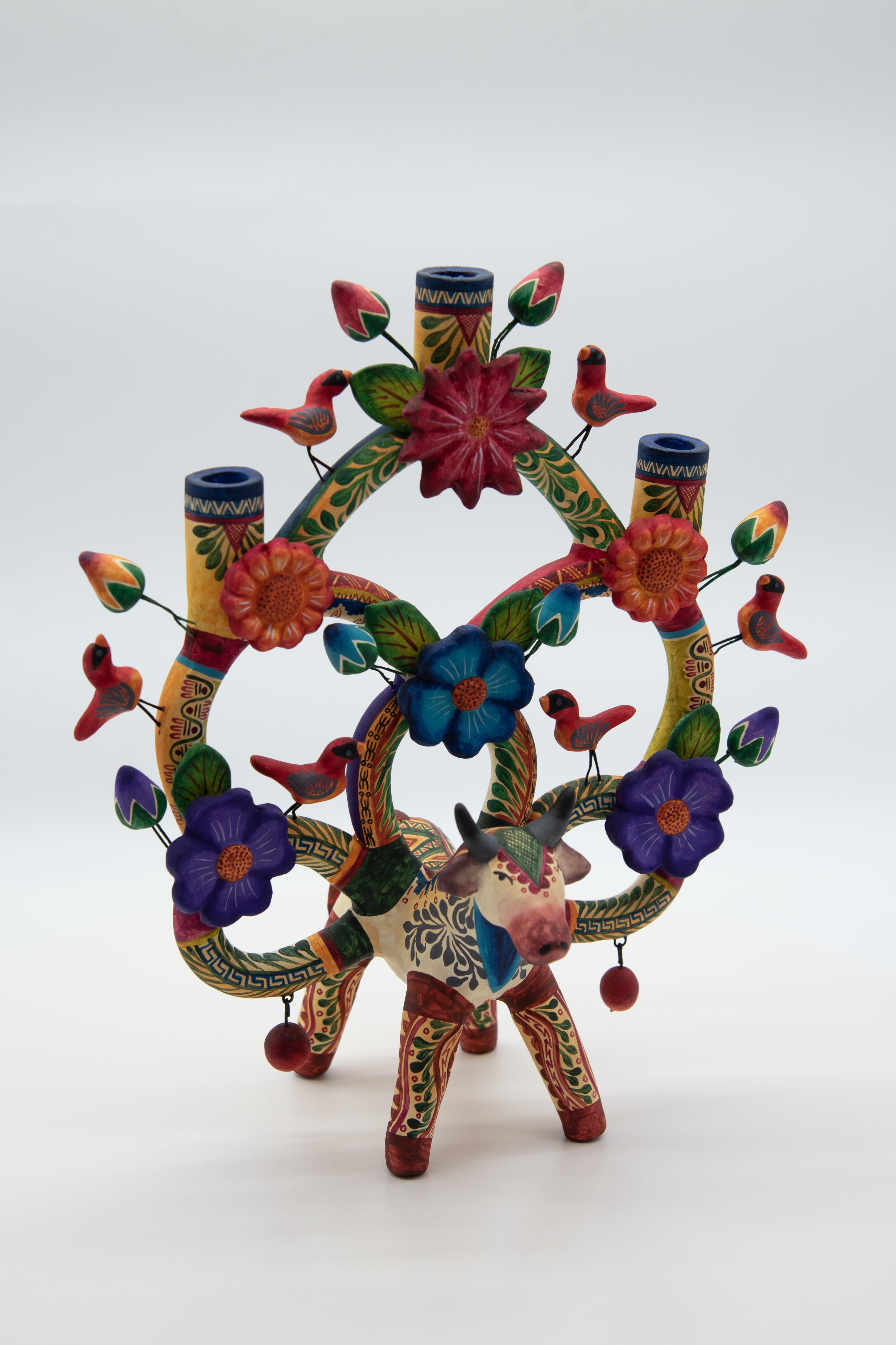 Arbol de la Vida Bull, farbenfroher mexikanischer Volkskunstbaum des Lebens aus Keramik  im Angebot 8