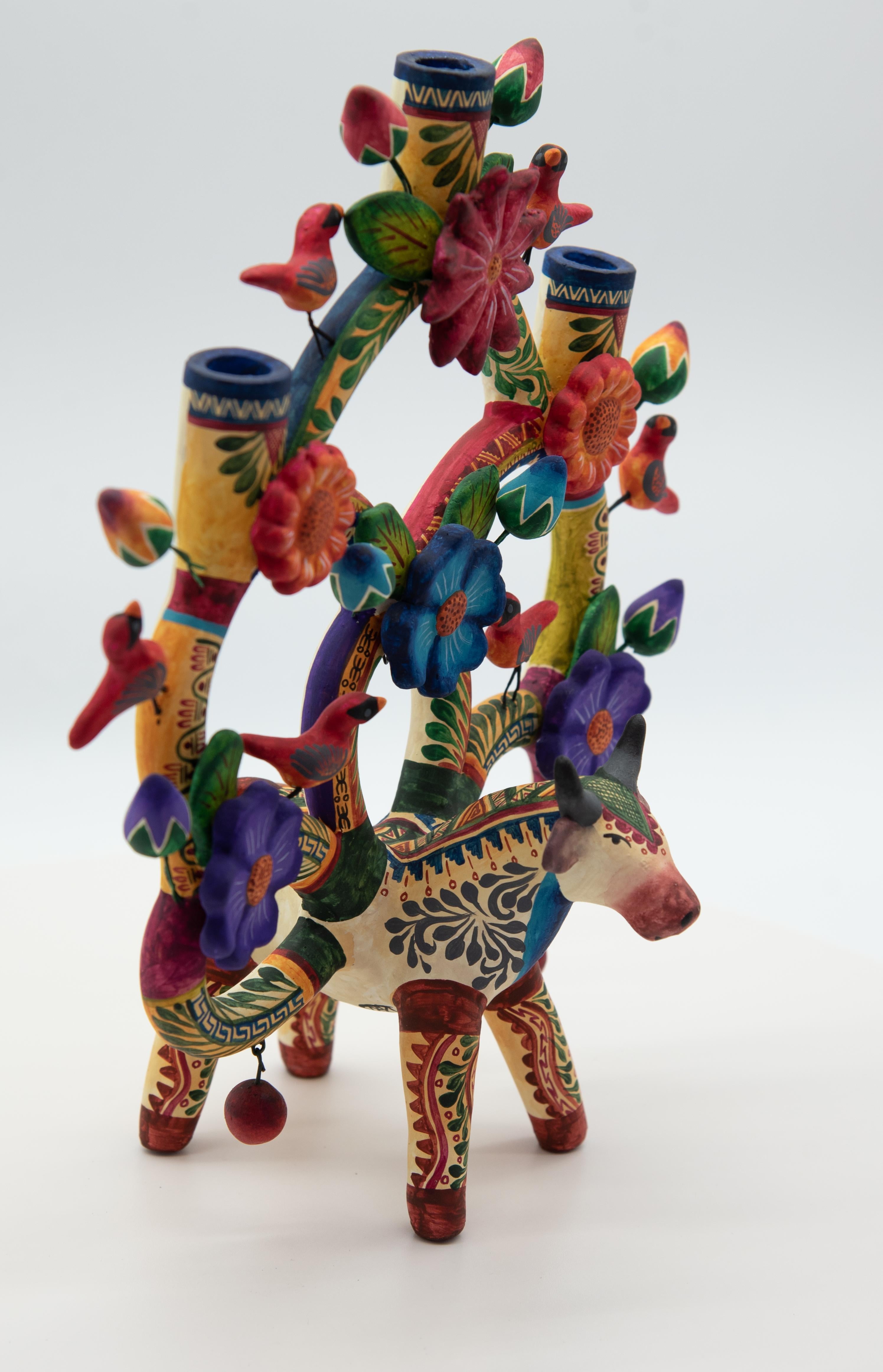 Arbol de la Vida Bull, farbenfroher mexikanischer Volkskunstbaum des Lebens aus Keramik  im Angebot 14