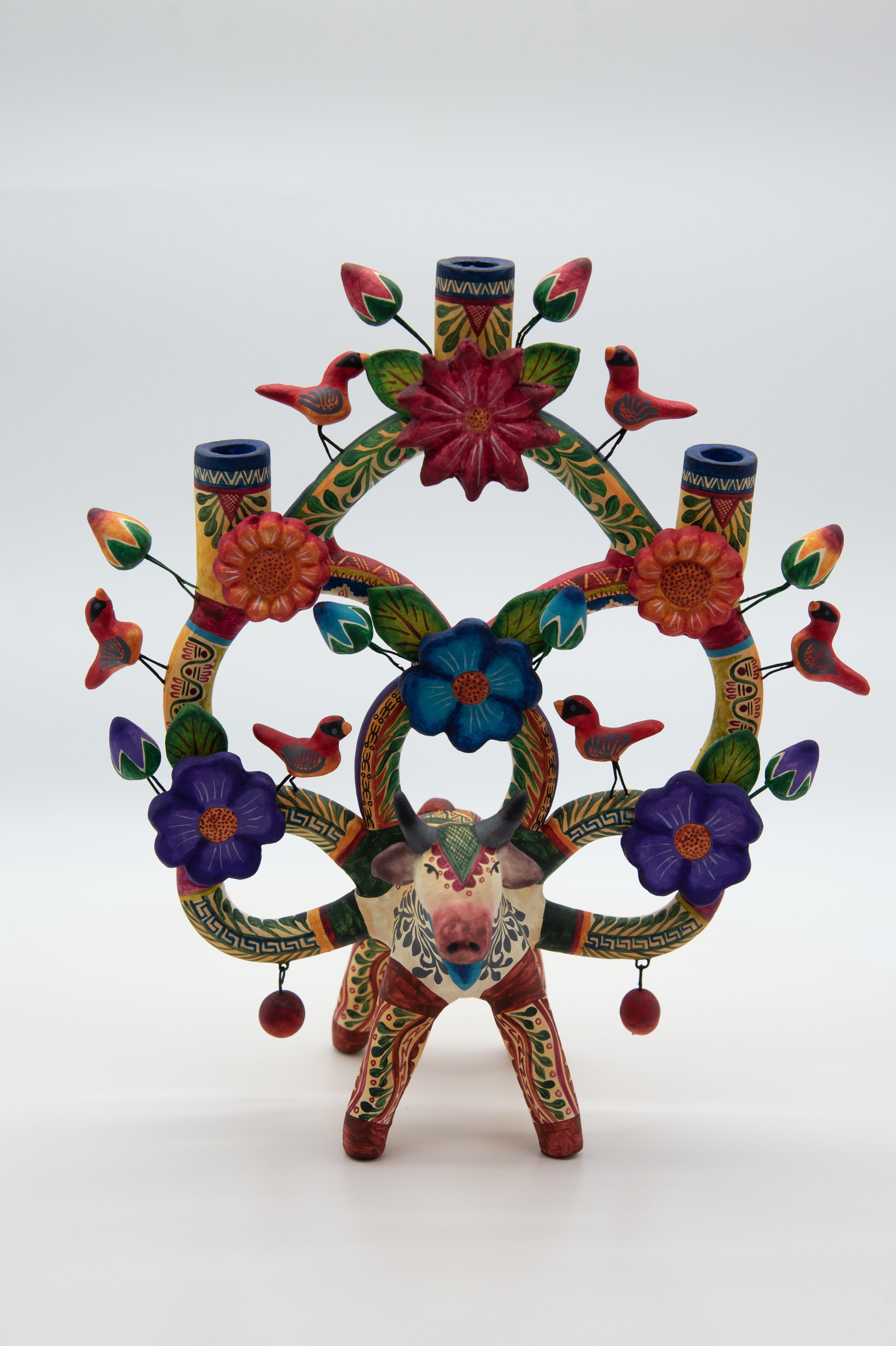 Arbol de la Vida Bull Colorful Ceramic Mexican Folk Art Tree of Life  In Excellent Condition For Sale In Queretaro, Queretaro