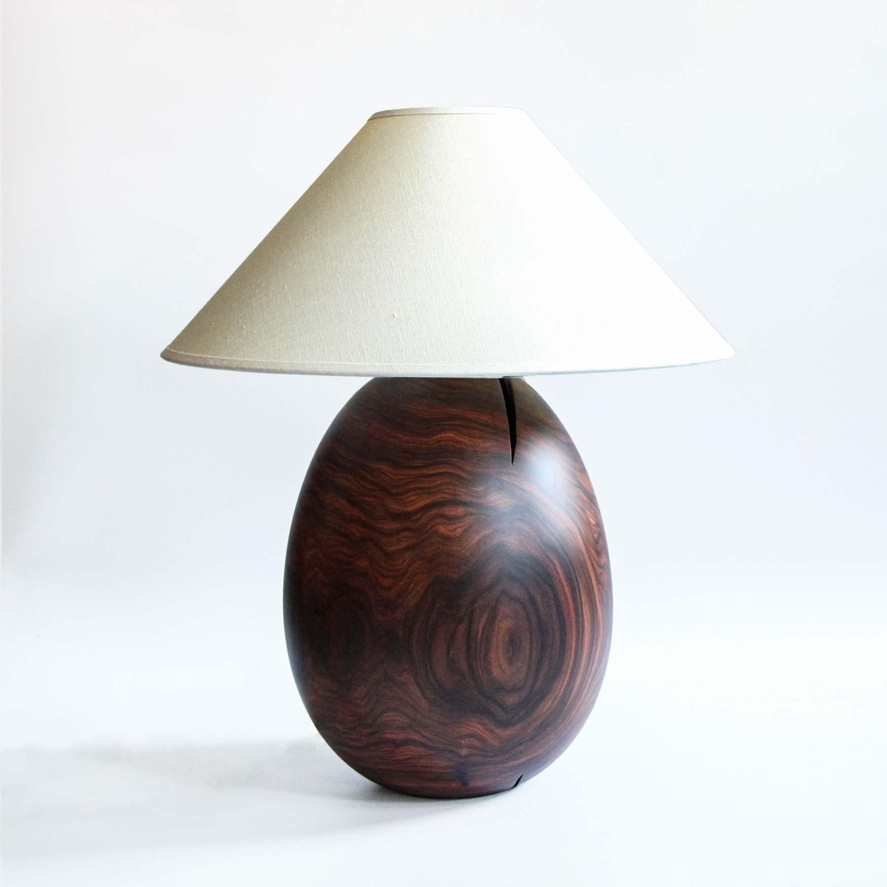 Modern Árbol Table Lamp Collection, Morado Wood L1