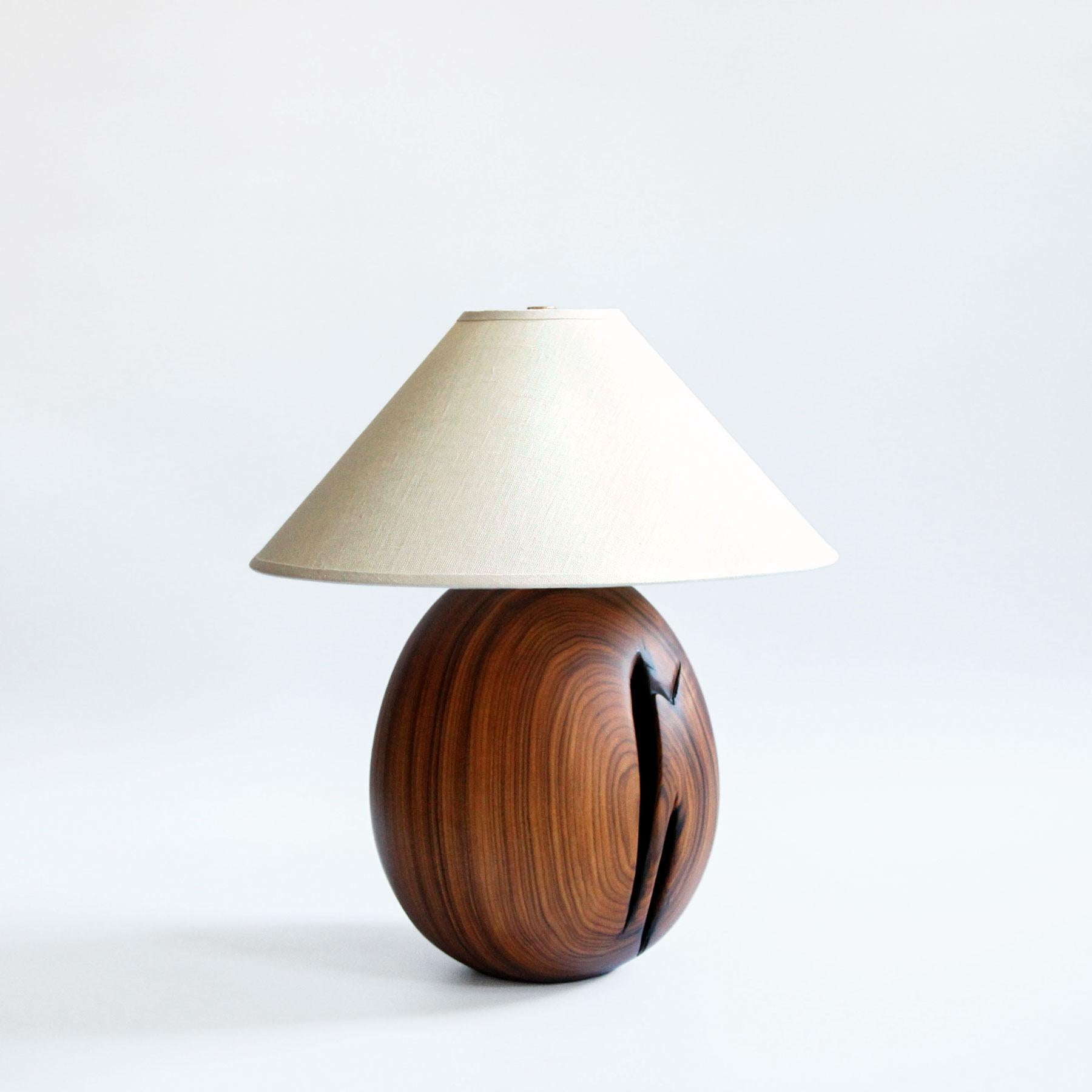 Modern Árbol Table Lamp Collection, Morado Wood SM1