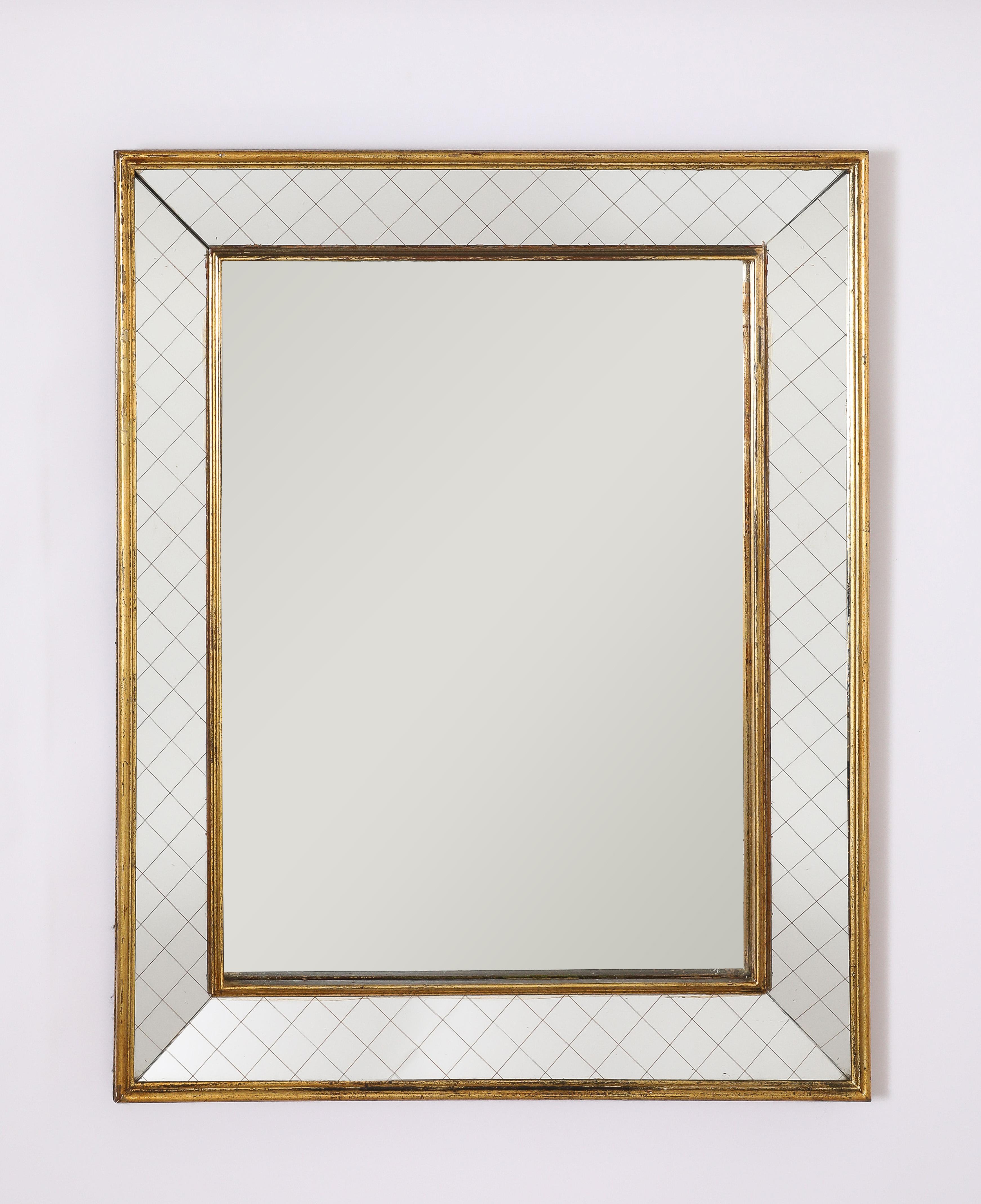 Specchio parclose chic in legno dorato con decoro 