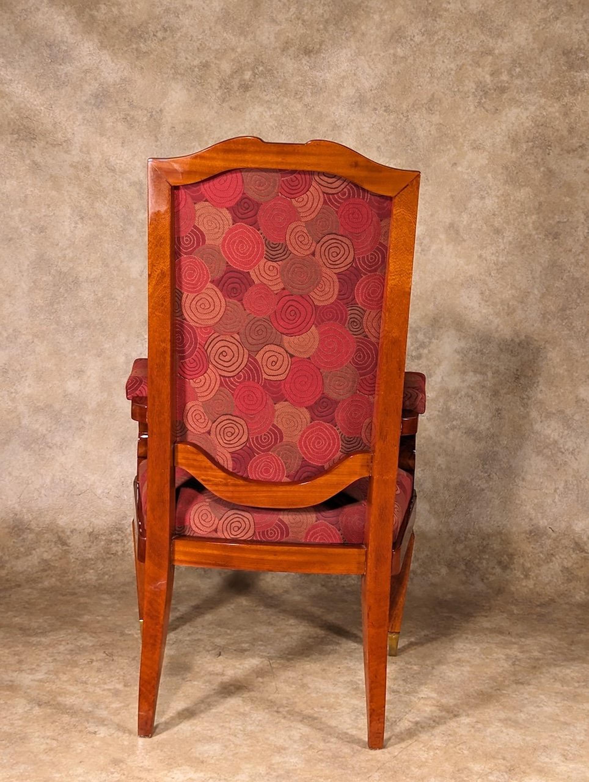 Milieu du XXe siècle Fauteuil simple à dossier haut de style Arbus en vente