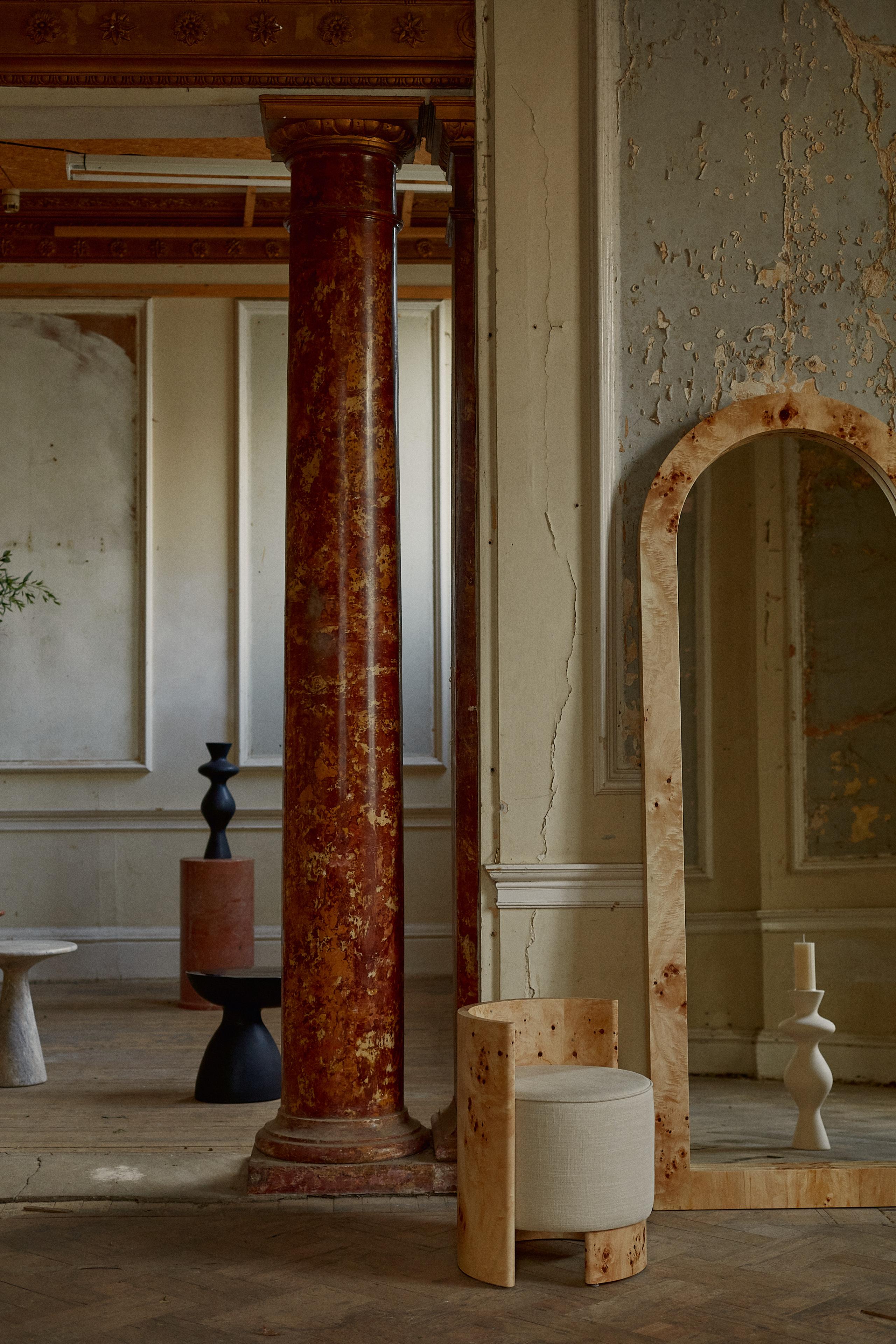 Europeo Specchio Arc Burl Wood in vendita