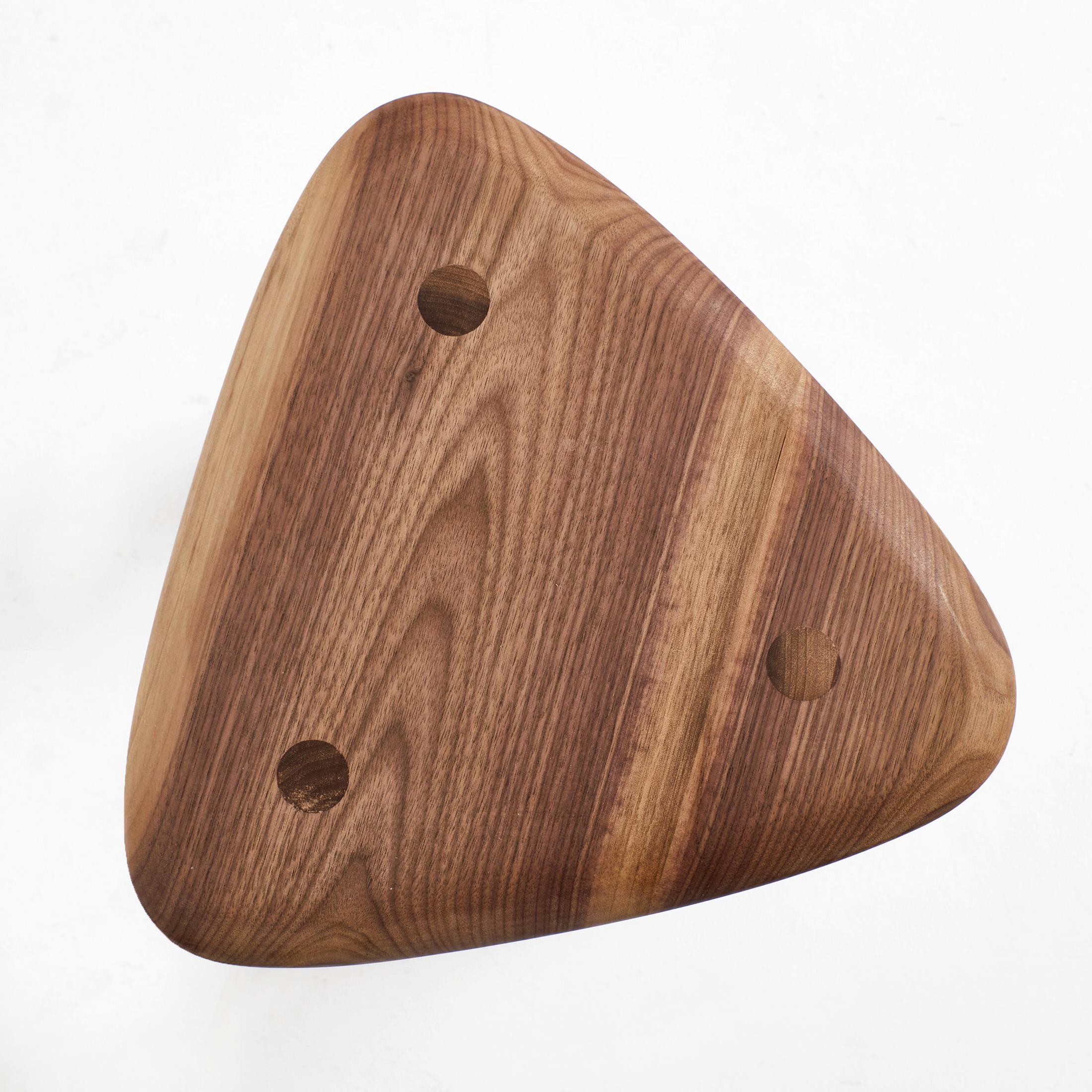 Taburete Arc de 37 en nogal natural by Project 213A en venta 1