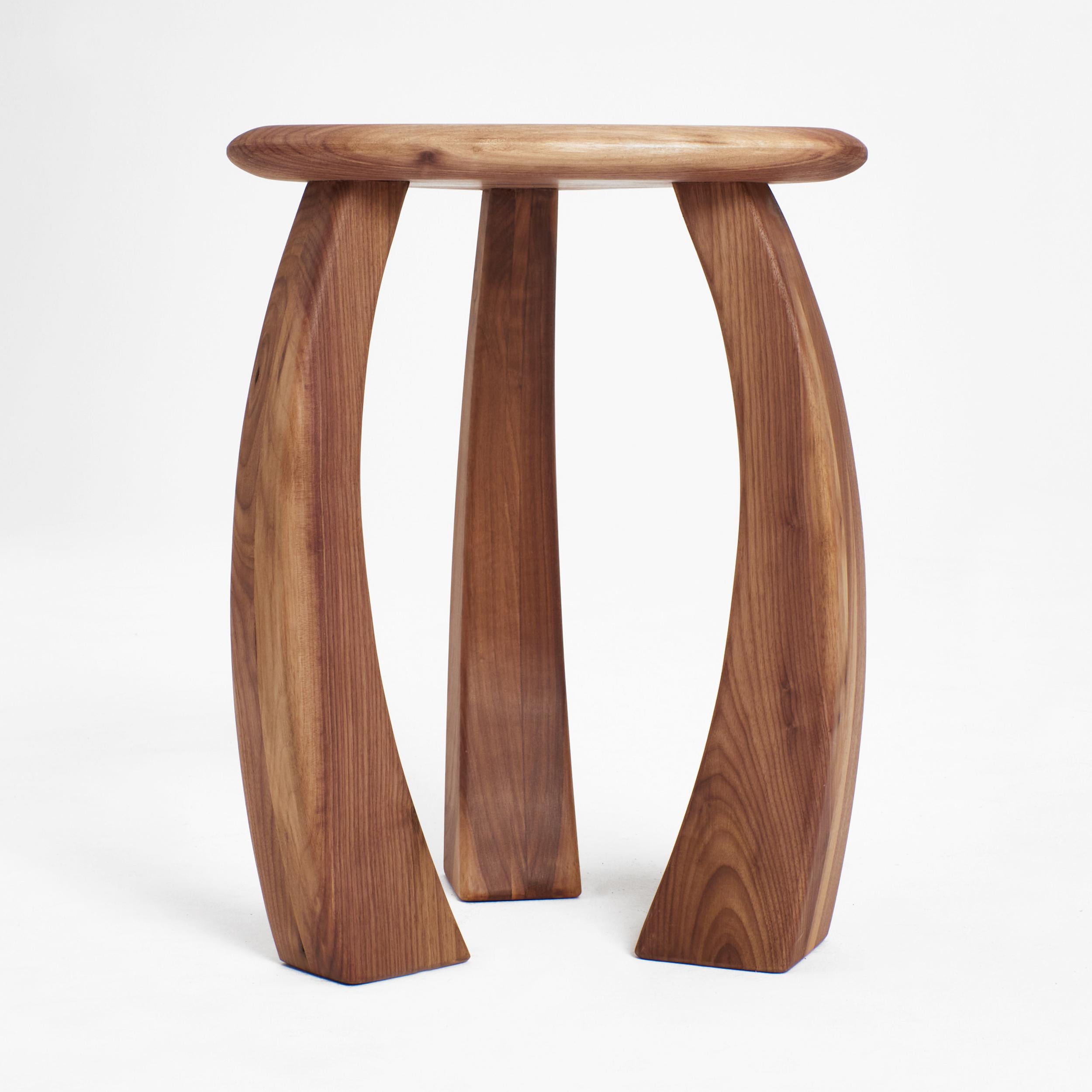 Arc De Stool 52 in Walnut by Project 213A In New Condition For Sale In Geneve, CH