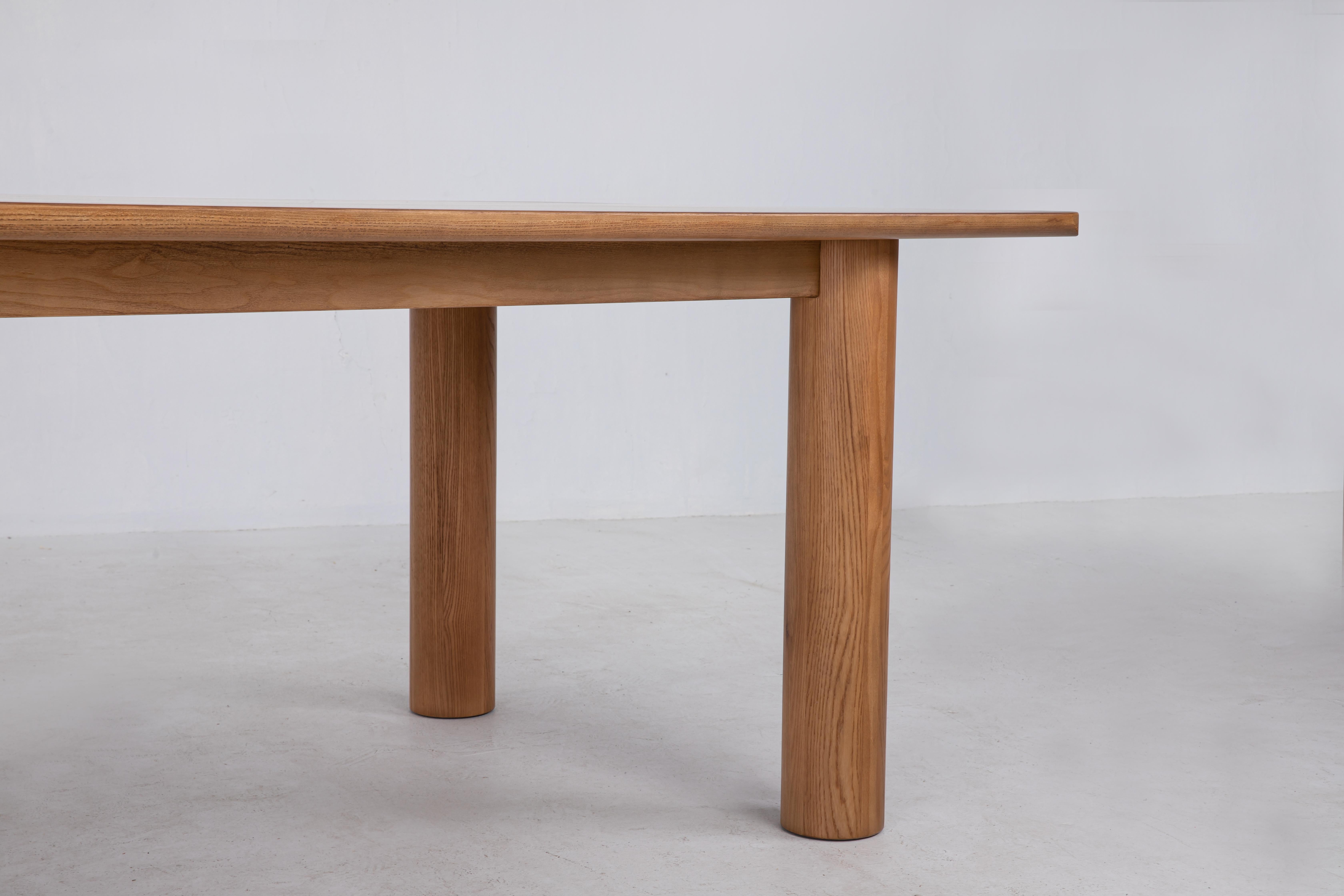 Arc Dining Table 98