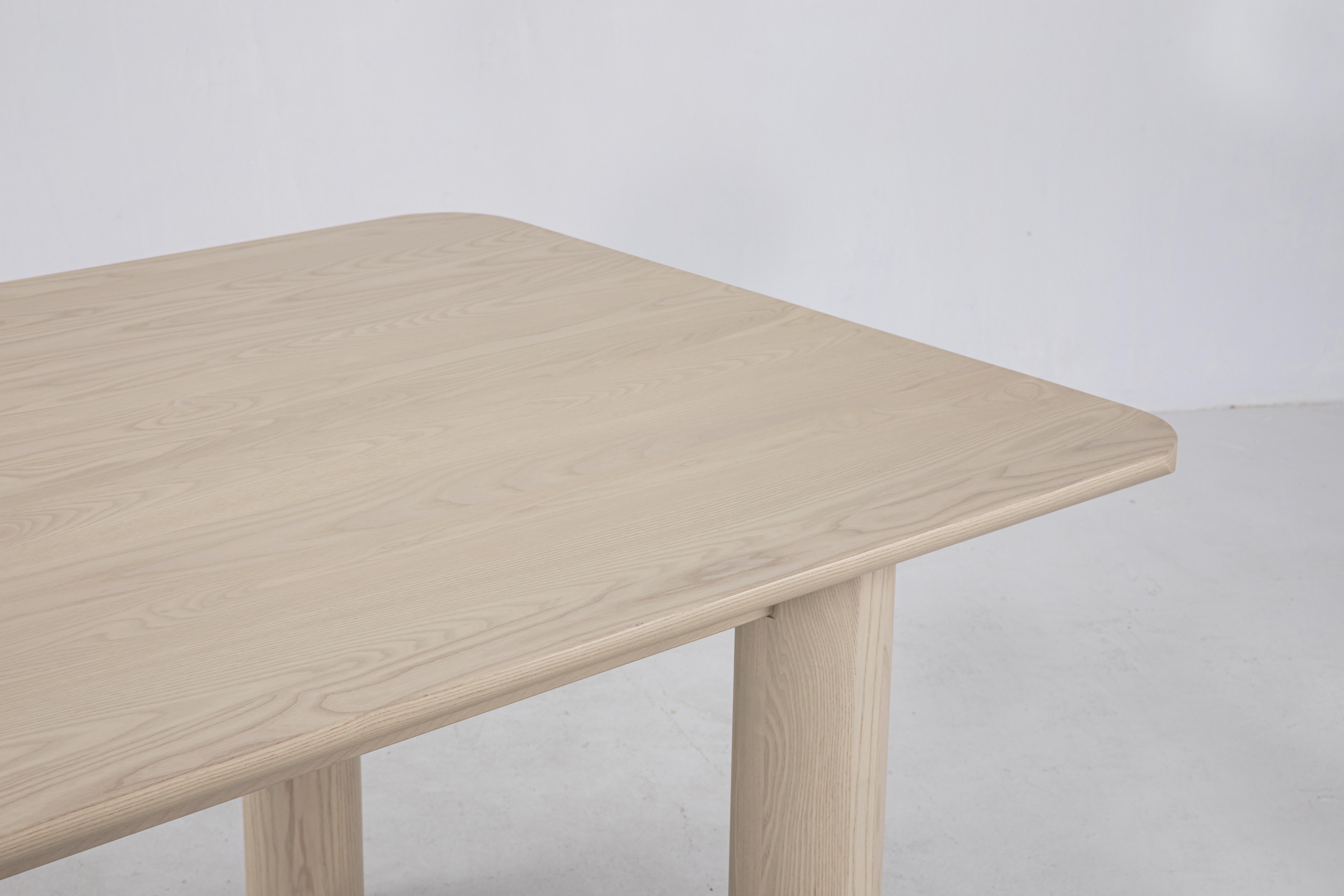 Arc Dining Table, Nude, 76