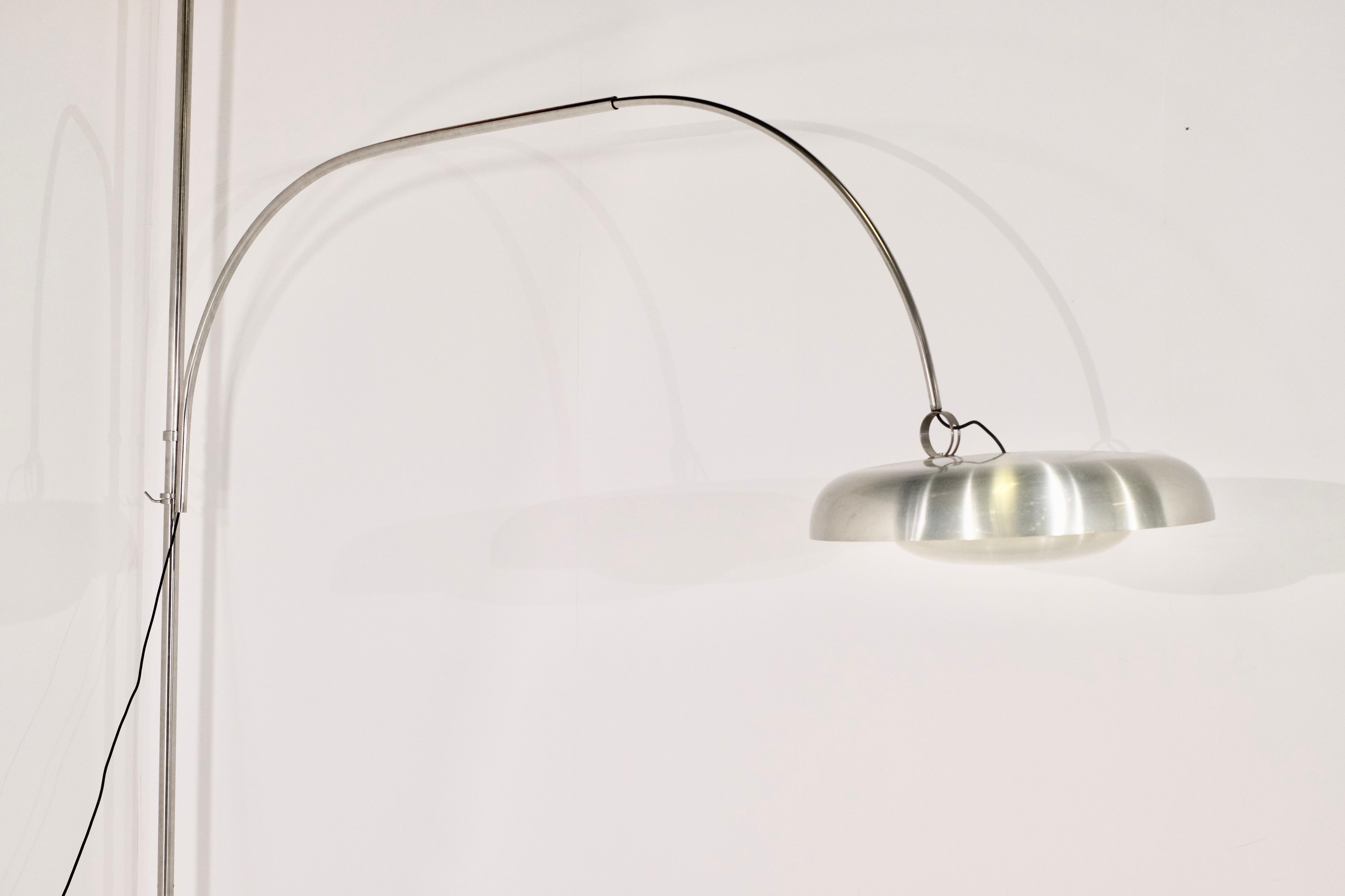Arc lamp by Pirro Cuniberti ofr Sirrah - 1970s In Good Condition In Uccle, Bruxelles