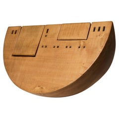 Arca, scultura in legno di Giuseppe Rivadossi per Officina Rivadossi, Italia