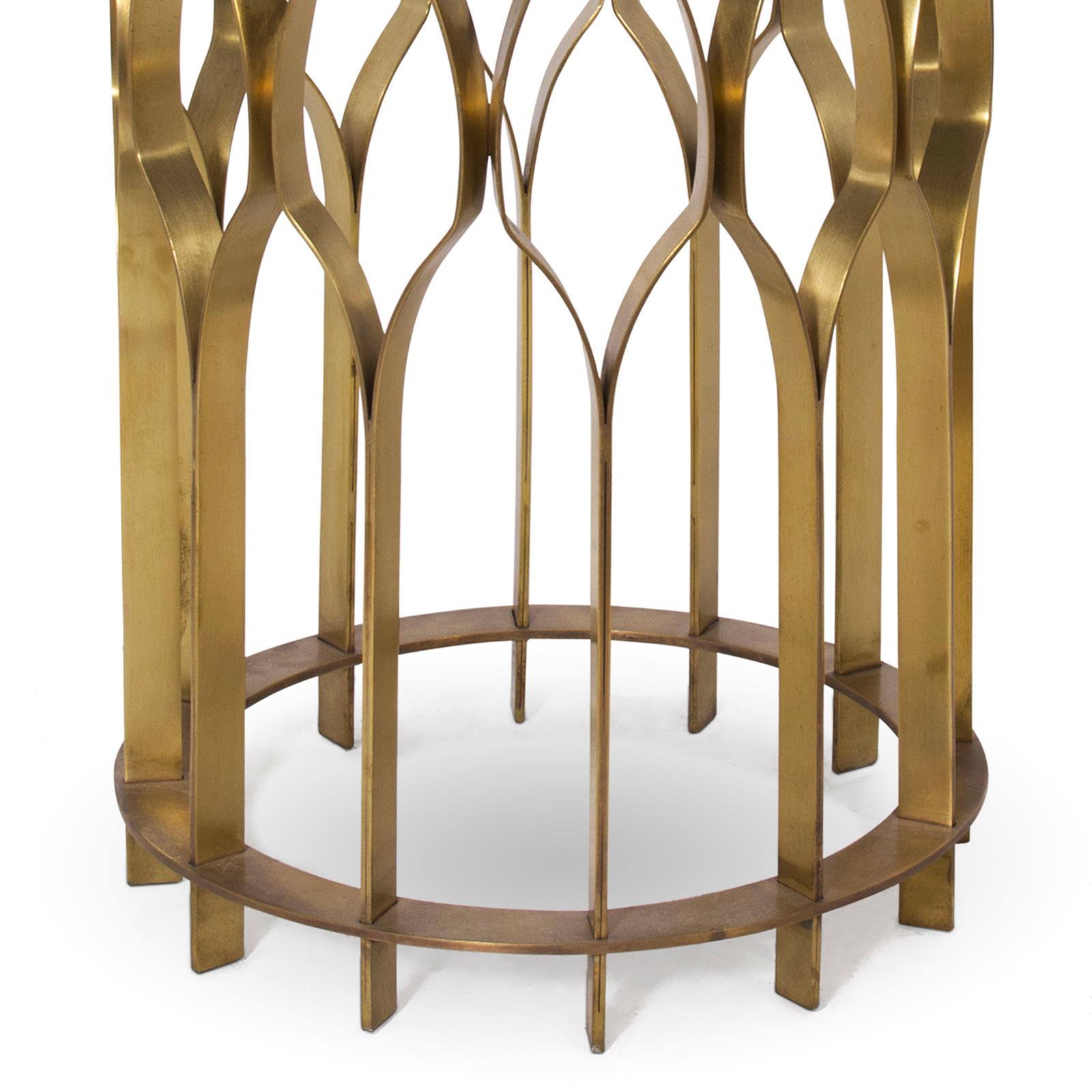 Portugais Table d'Appoint Arcade en Laiton Vieilli et Plateau en Marbre en vente