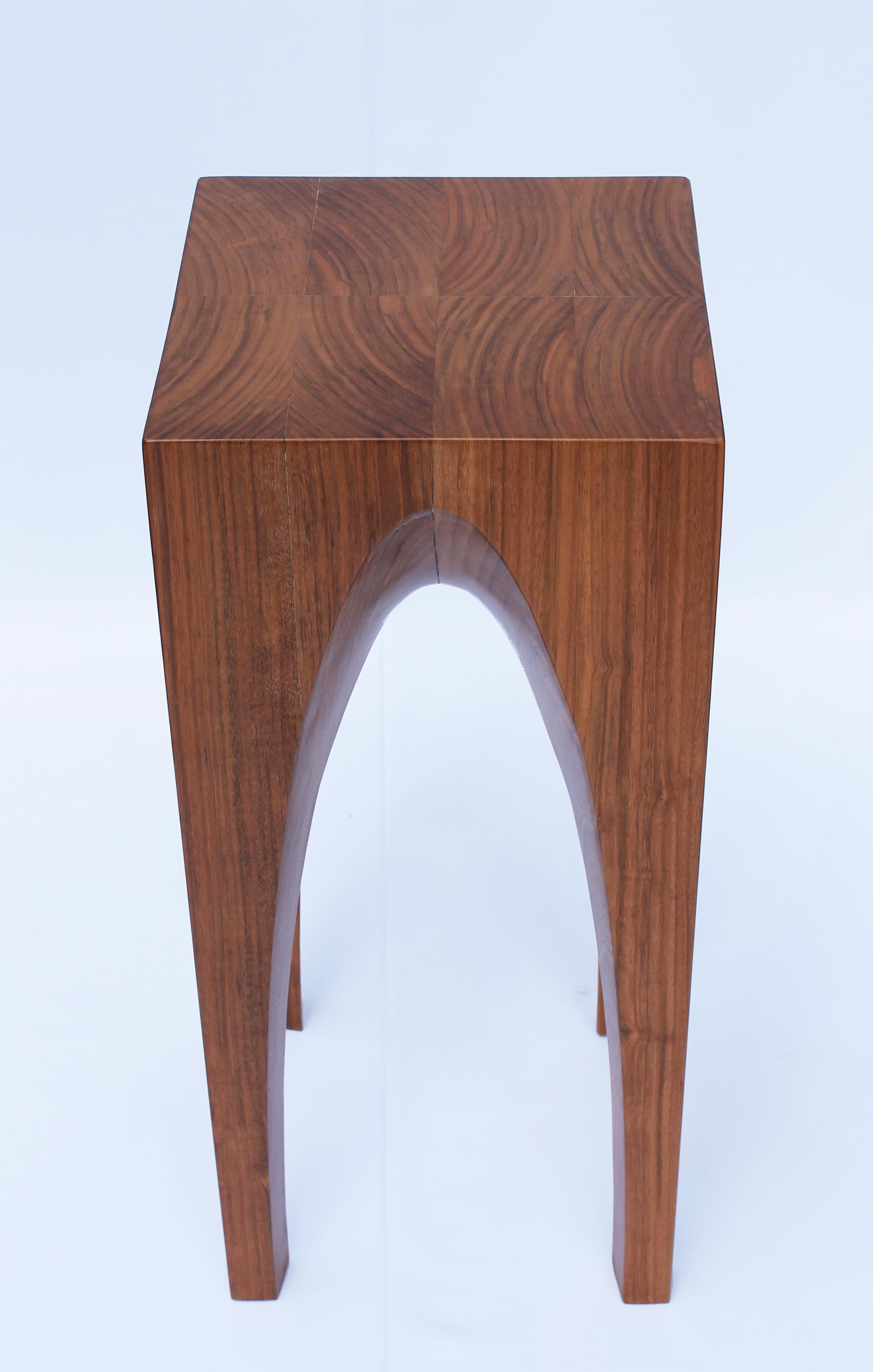 Modern Arch Side Table - Catenary Arch (Jatobá wood) For Sale