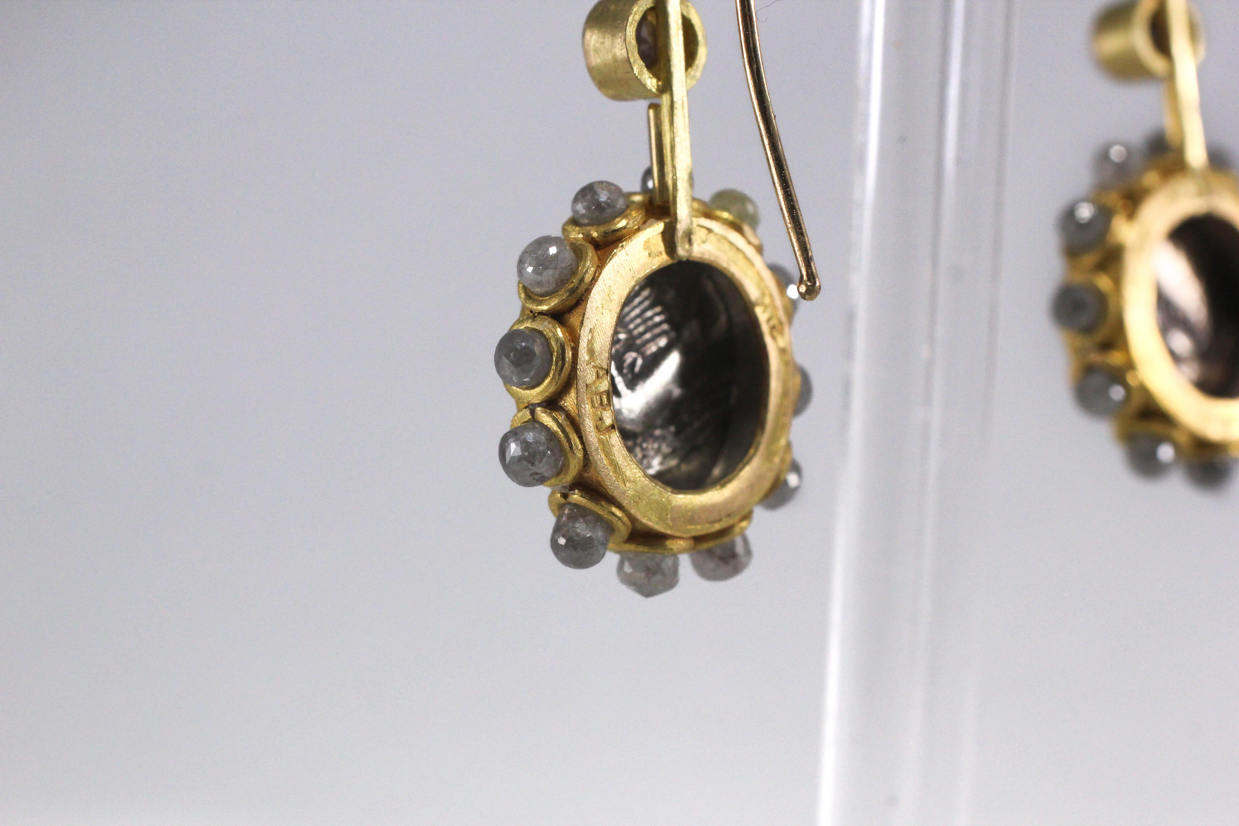 Boucles d'oreilles pendantes en or 22k 21k avec diamants et pièces de monnaie grecques archaïques Unisexe en vente