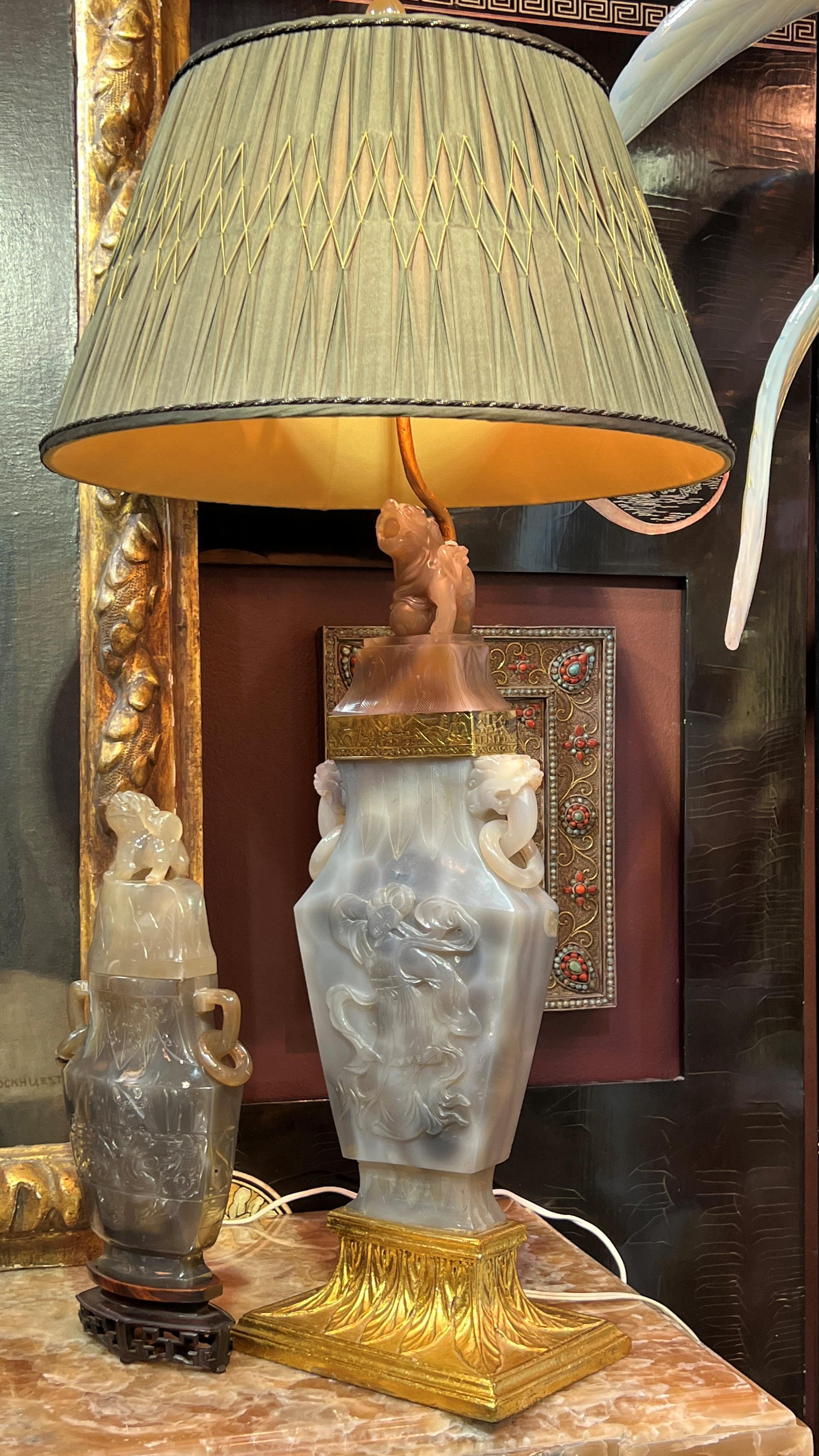 Chinese Export Archaistic Chinese Carved Agate and Gilt Metal Lamp For Sale