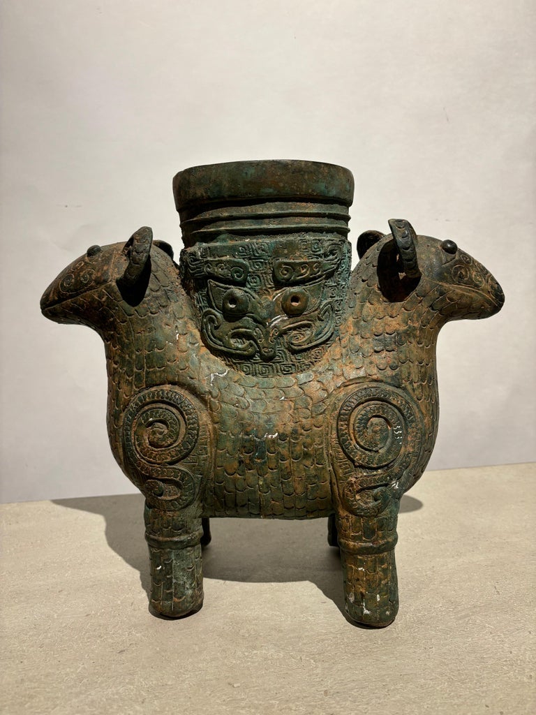 Archaistic Shang Style Verdigris Bronze 'Double-Ram' Vessel, Zun Circa 1900 Archaistic Shang Style Verdigris Bronze 'Double-Ram' Vessel, Zun Circa 1900