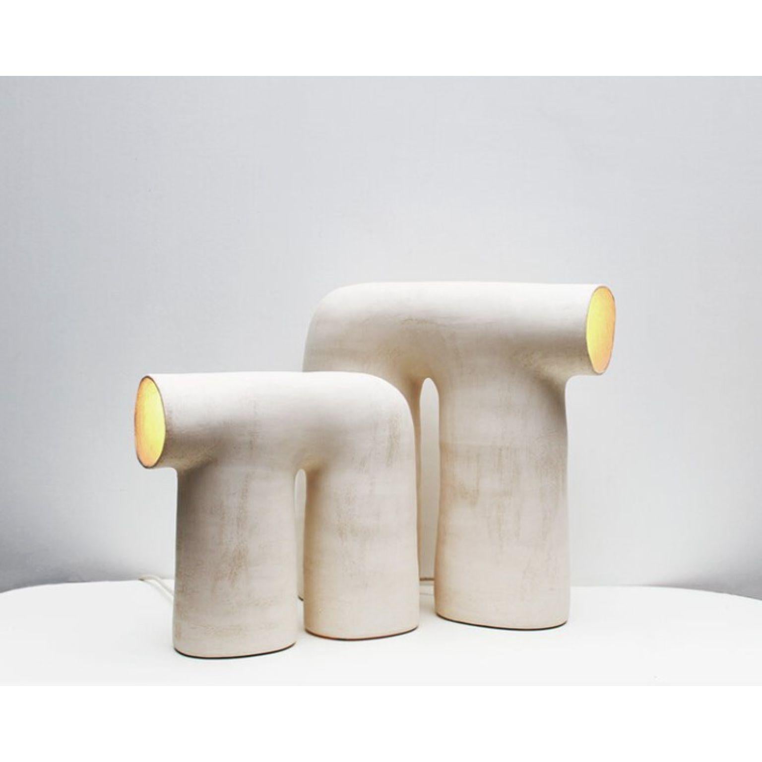 Arche #4 White Stoneware Lamp by Elisa Uberti In New Condition For Sale In Geneve, CH