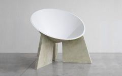 Chaise en arc de cercle par Imperfettolab