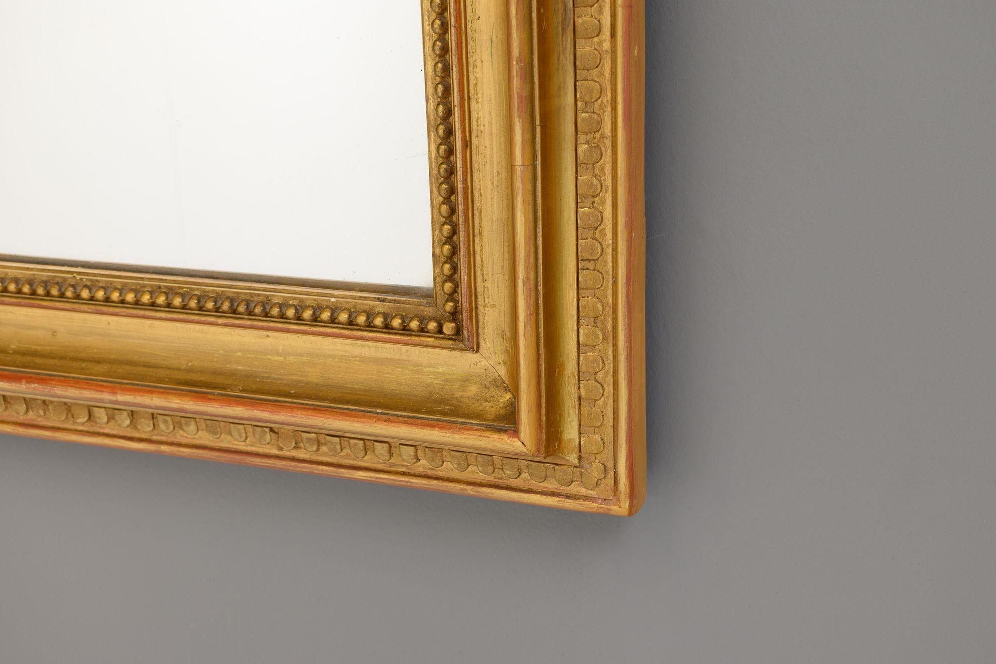Arched Top Gilded Mirror Fines del siglo XIX en venta
