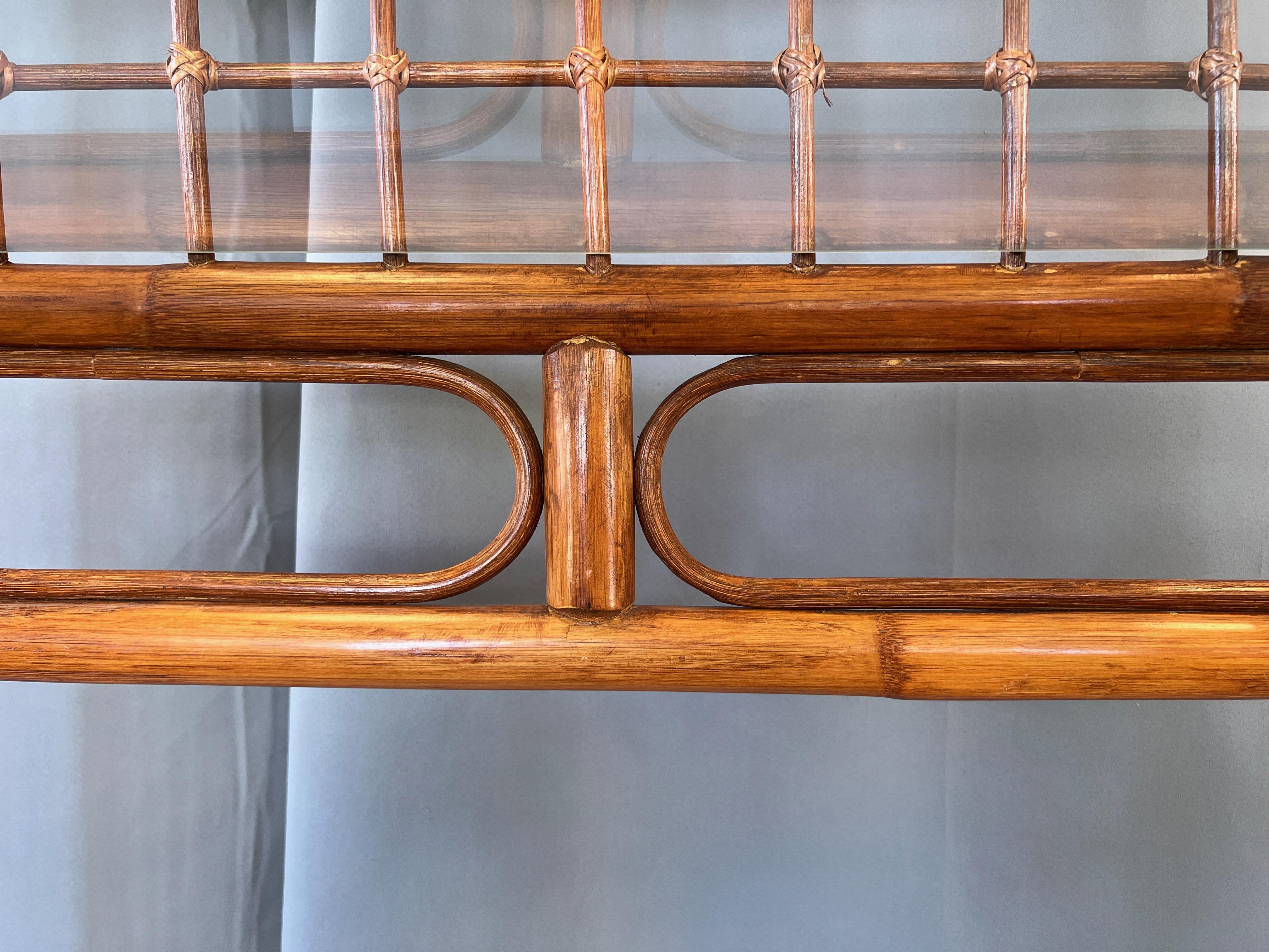 Arched-Top Stained Rattan Étagère with Three Glass Shelves, 1970s For Sale 5