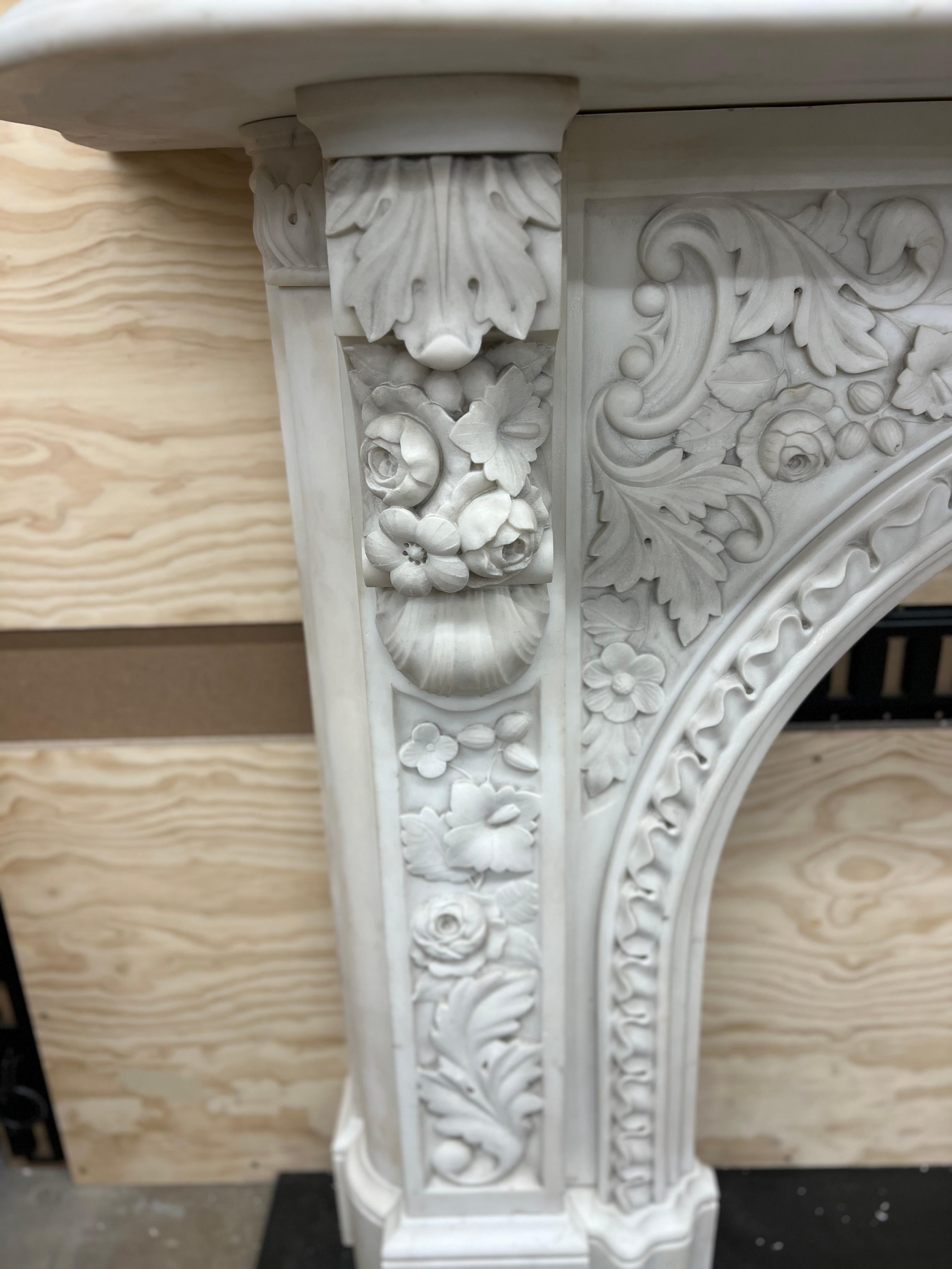 18th Century and Earlier Arched Victorian Chimneypiece c. 1860 Carved in Statuary Marble For Sale