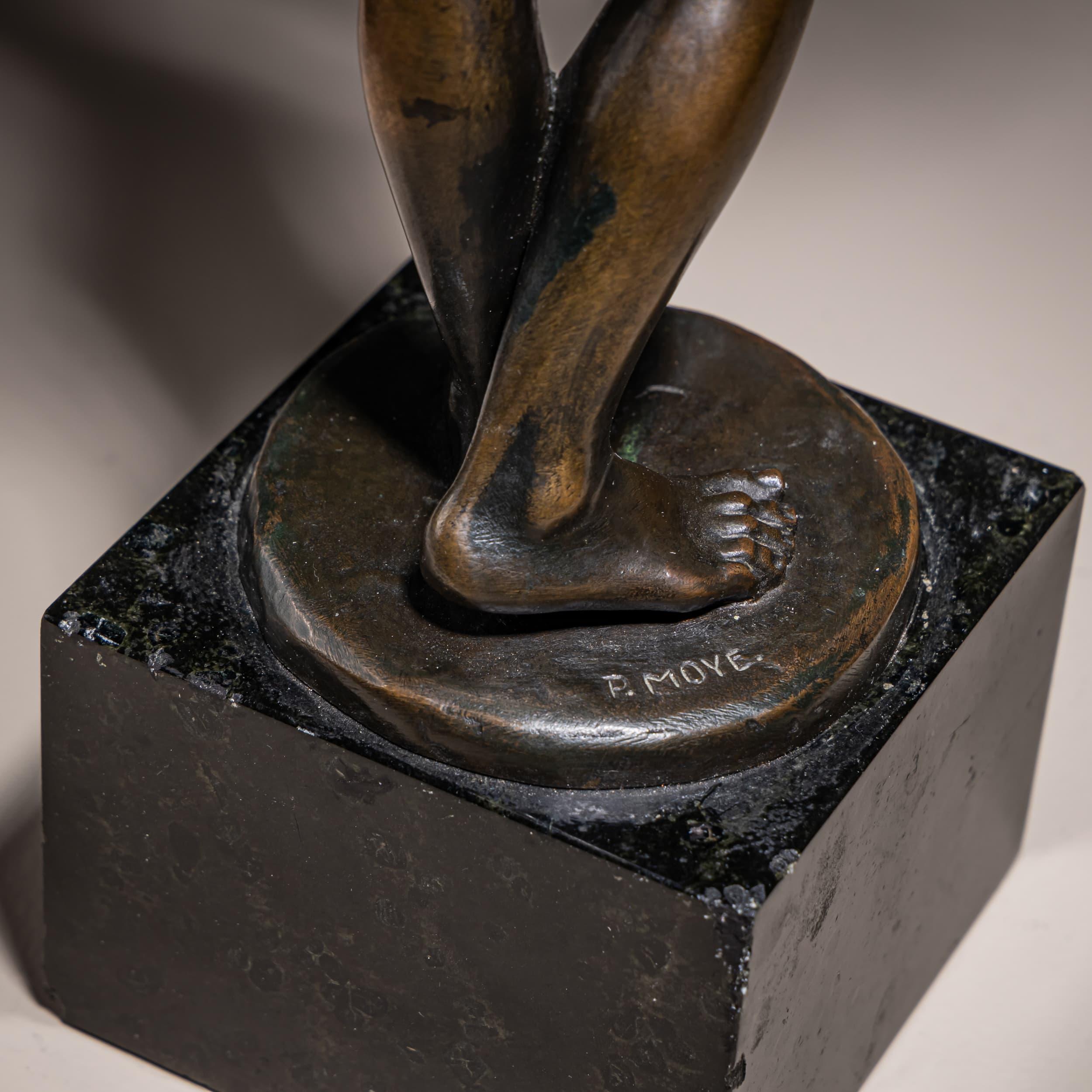 Archer in Bronze by Paul Moye (German, 1877–1926), Early 20th Century In condizioni ottime in vendita a Greding, DE