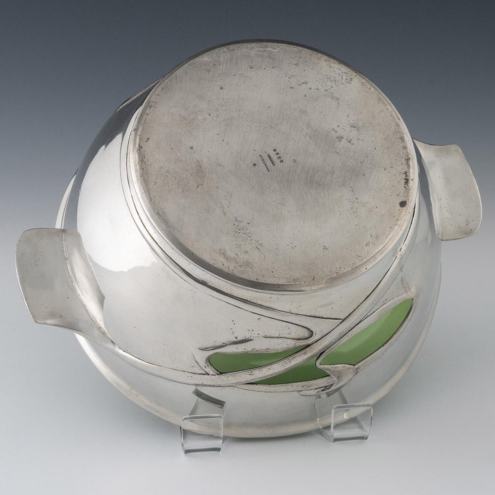 Centro de mesa Archibald Knox Liberty & Co. Tudric Pewter 0318 c1905 en venta 2