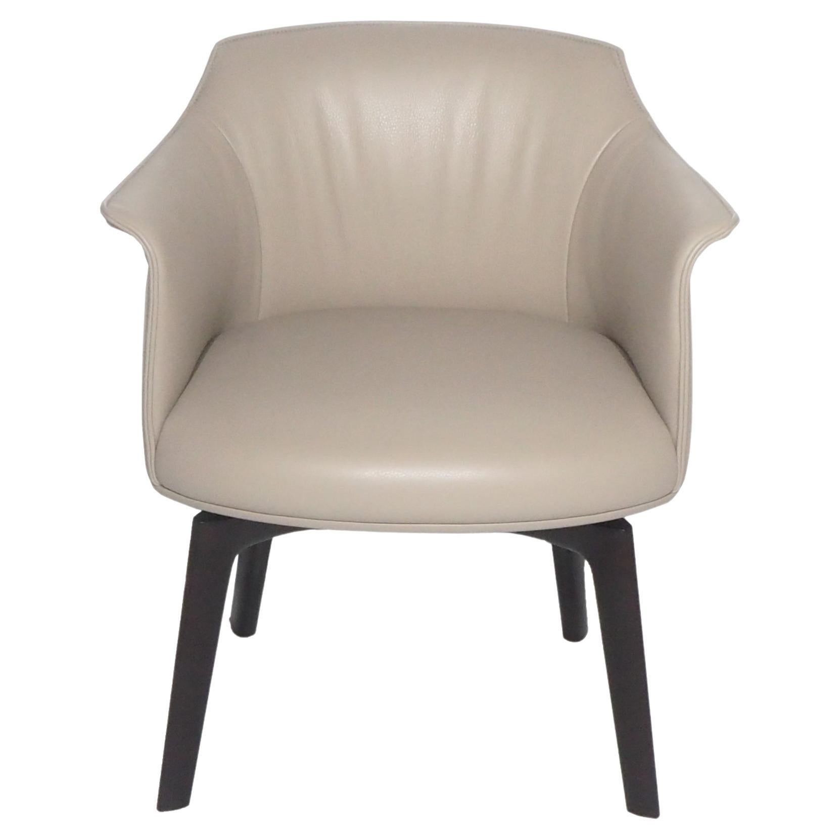 Archibald Swivel Dining Chair in Genuine Leather Nest Salgemma Beige  For Sale