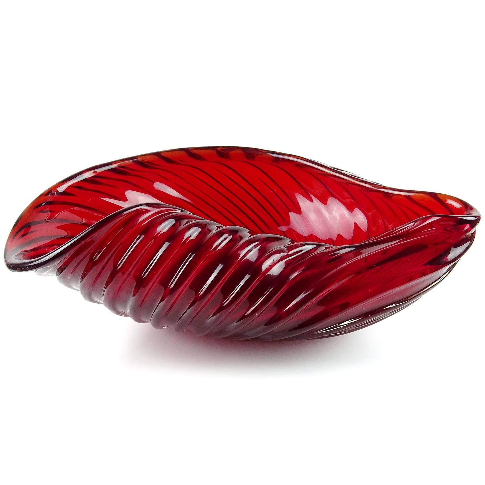 Hand-Crafted Archimede Seguso Murano 1955 Ruby Red Italian Art Glass Ribbed Centerpiece Bowl