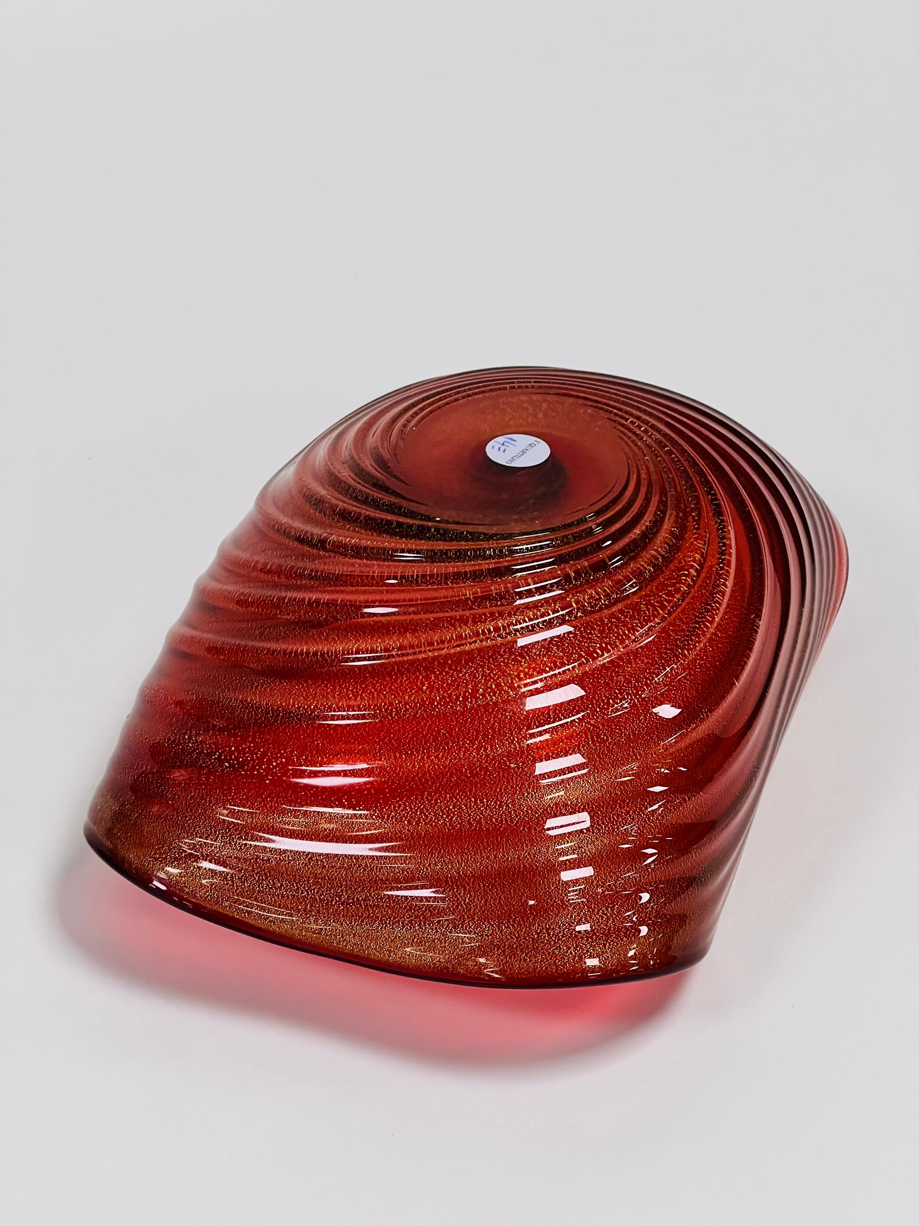 Italian Archimede Seguso 1950 large center table Murano glass with gold For Sale