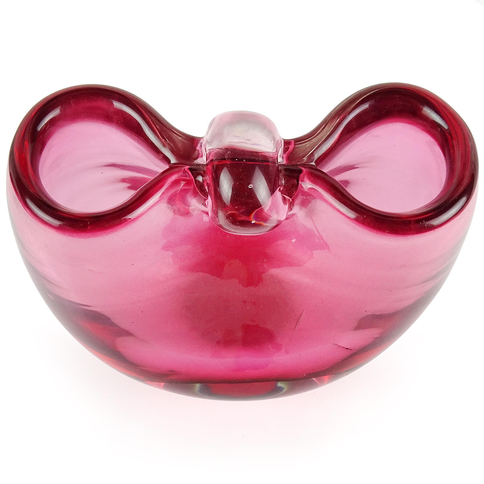 Beautiful Murano hand blown pink Italian art glass double flower vase. Documented to designer Archimede Seguso, in the 