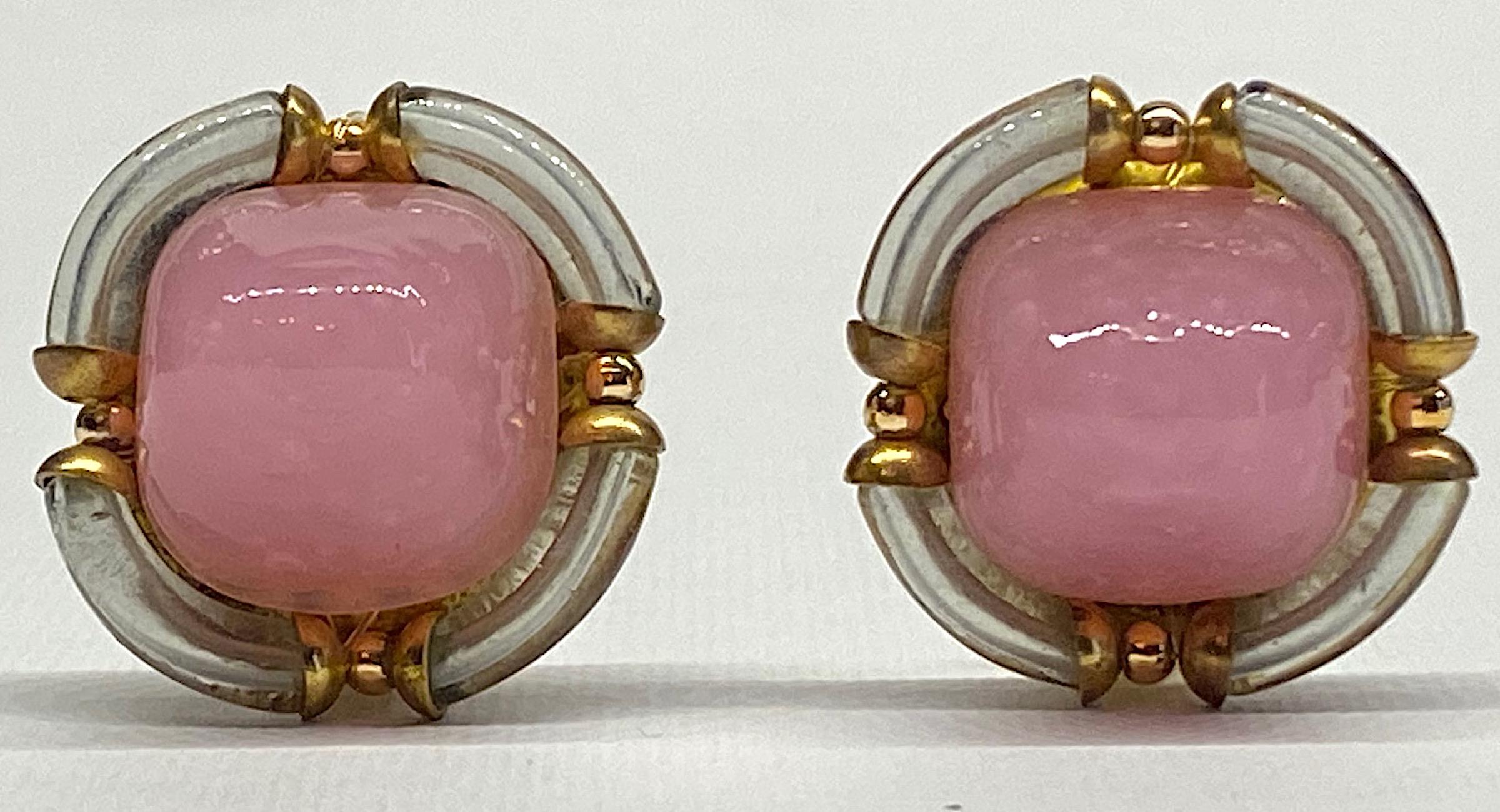 A rare pair of pink and grey glass earrings by famous Italian glass designer Archimede Seguso circa 1960. The button style model is rarely found unlike the other model of interlocking 
