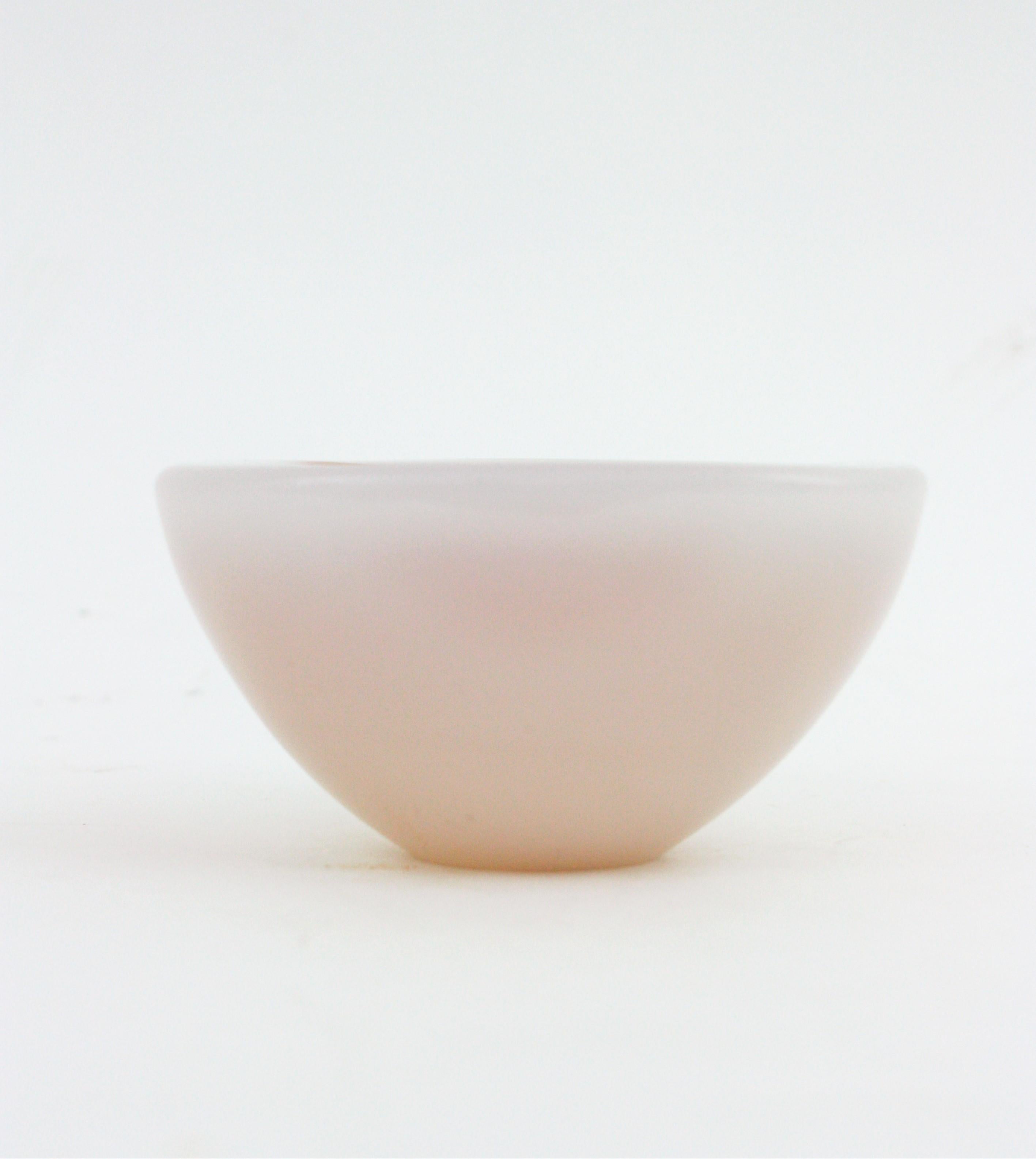 Archimede Seguso Alabastro Murano White Amber Geode Glass Bowl, 1950s For Sale 5