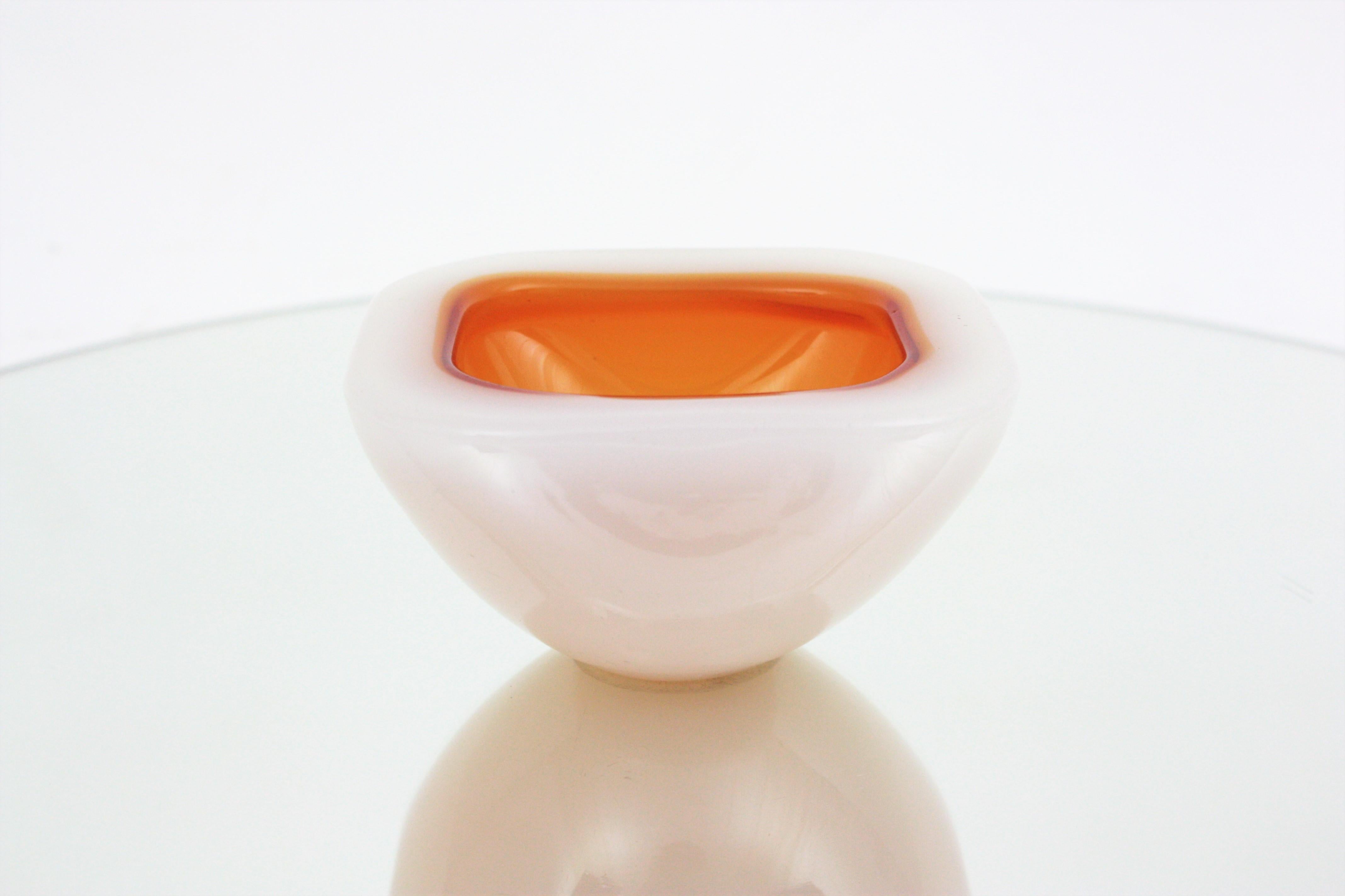 Mid-Century Modern Archimede Seguso Alabastro Murano White Amber Geode Glass Bowl, 1950s