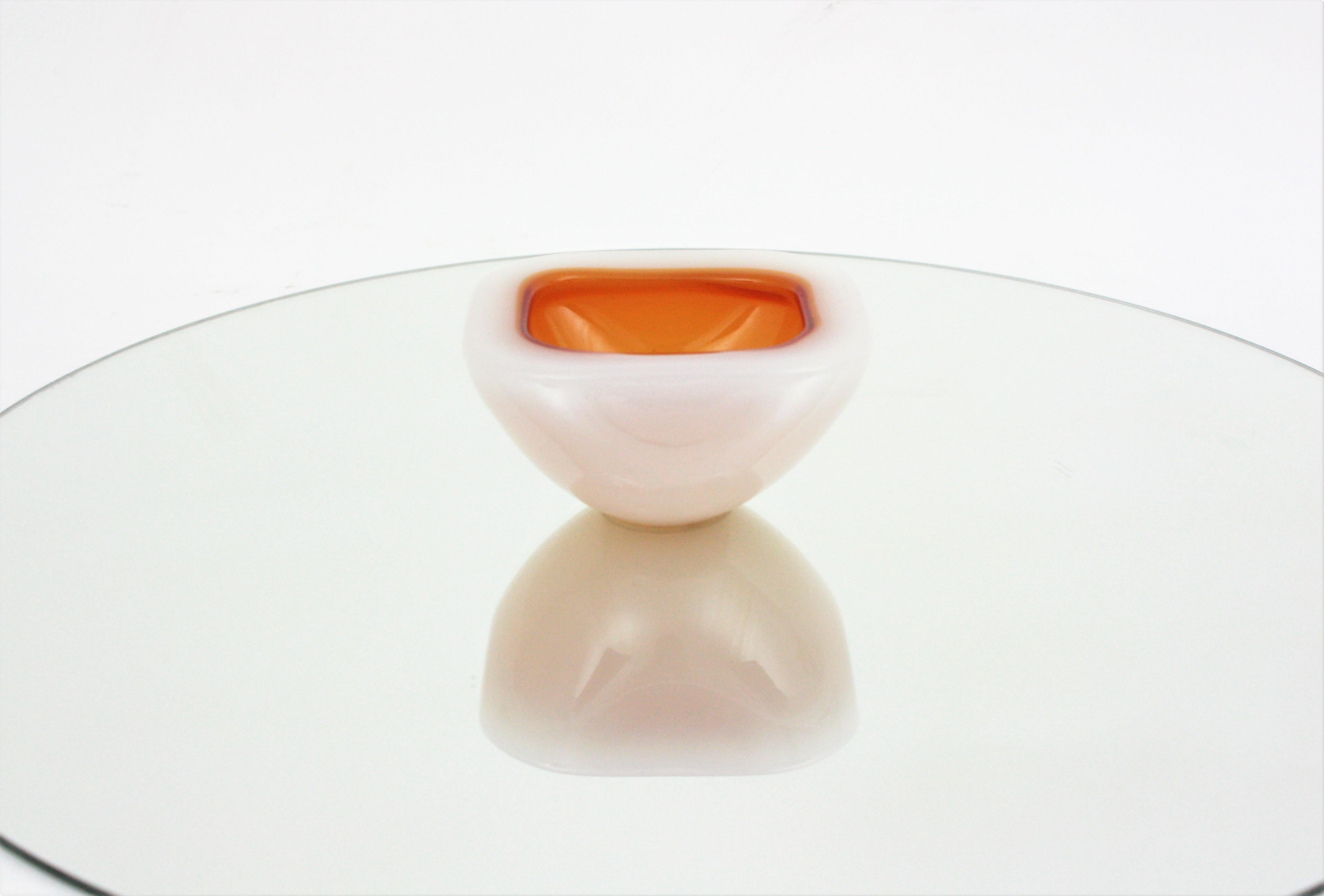 Italian Archimede Seguso Alabastro Murano White Amber Geode Glass Bowl, 1950s