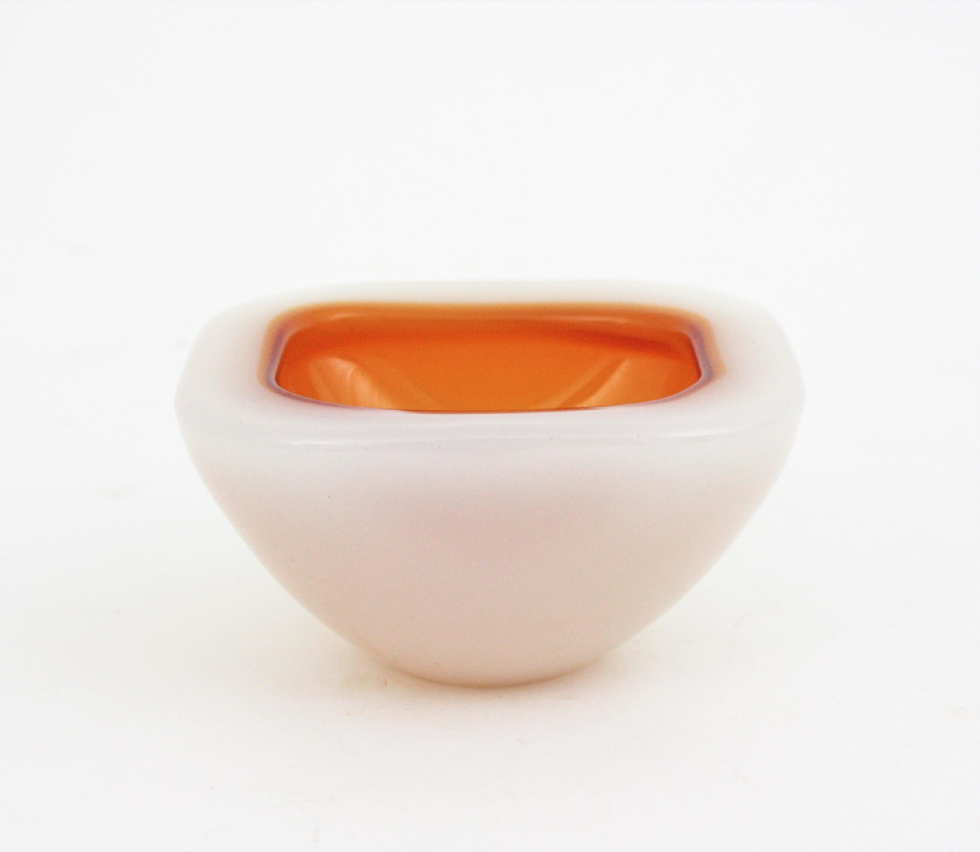 Archimede Seguso Alabastro Murano White Amber Geode Glass Bowl, 1950s For Sale 2