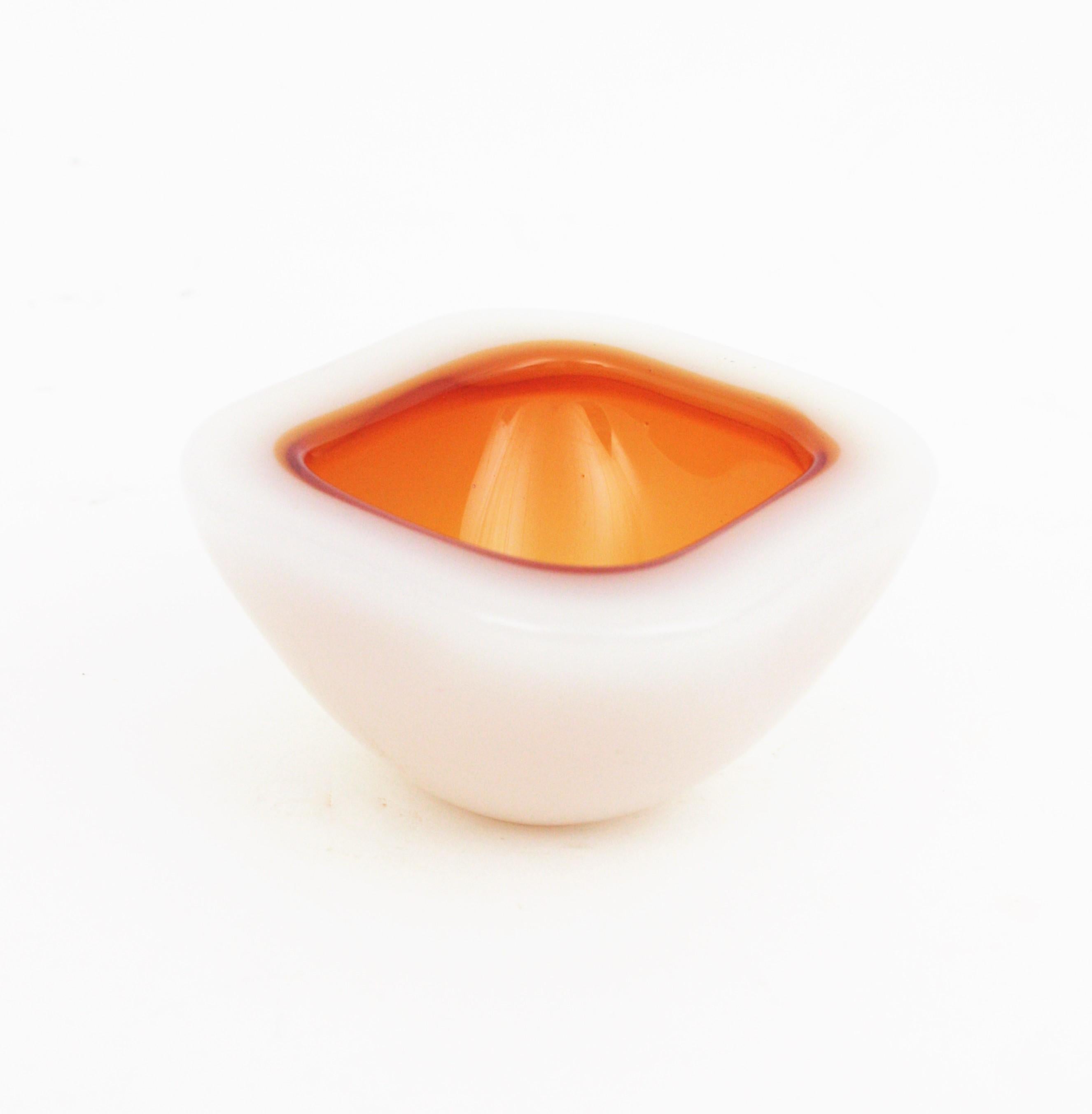 Archimede Seguso Alabastro Murano White Amber Geode Glass Bowl, 1950s For Sale 3
