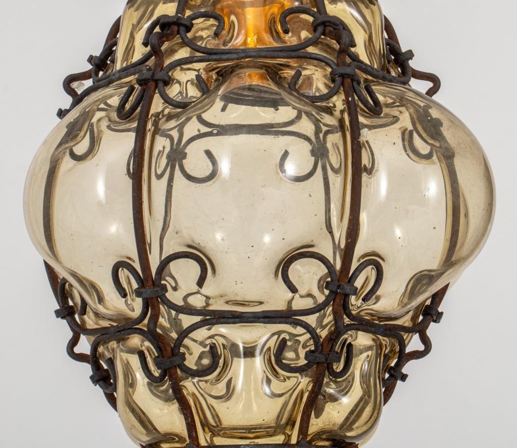 Archimede Seguso Attr. Amber Glass Pedant Lamp In Good Condition For Sale In New York, NY