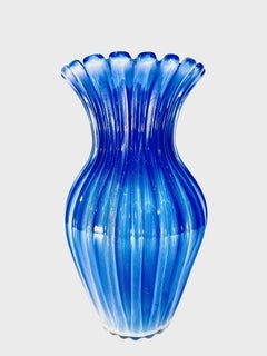 Archimede Seguso  blue Murano glass "Costolato oro" circa 1950 vase.