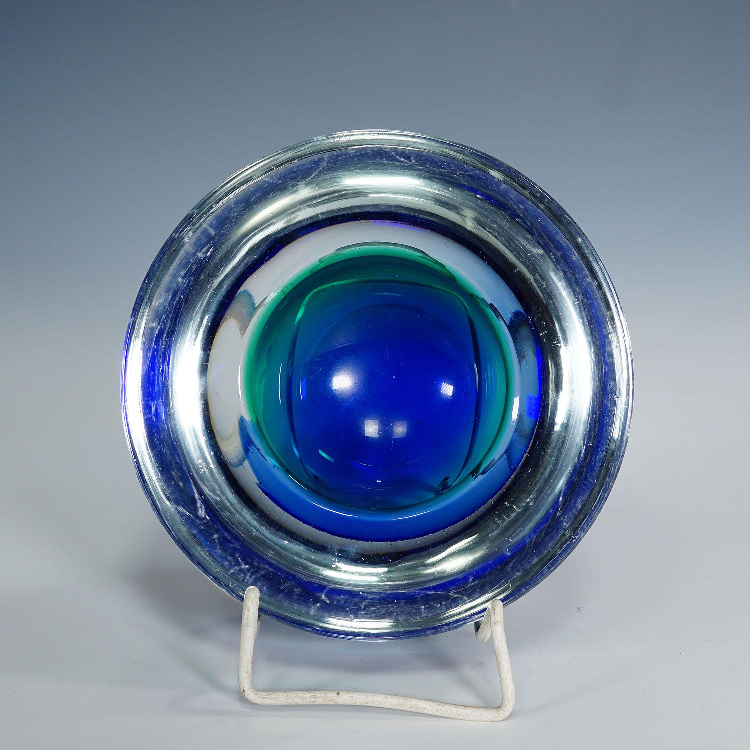 Italian Archimede Seguso Geode Bowl in Blue and Green, Murano Italy ca. 1960s For Sale