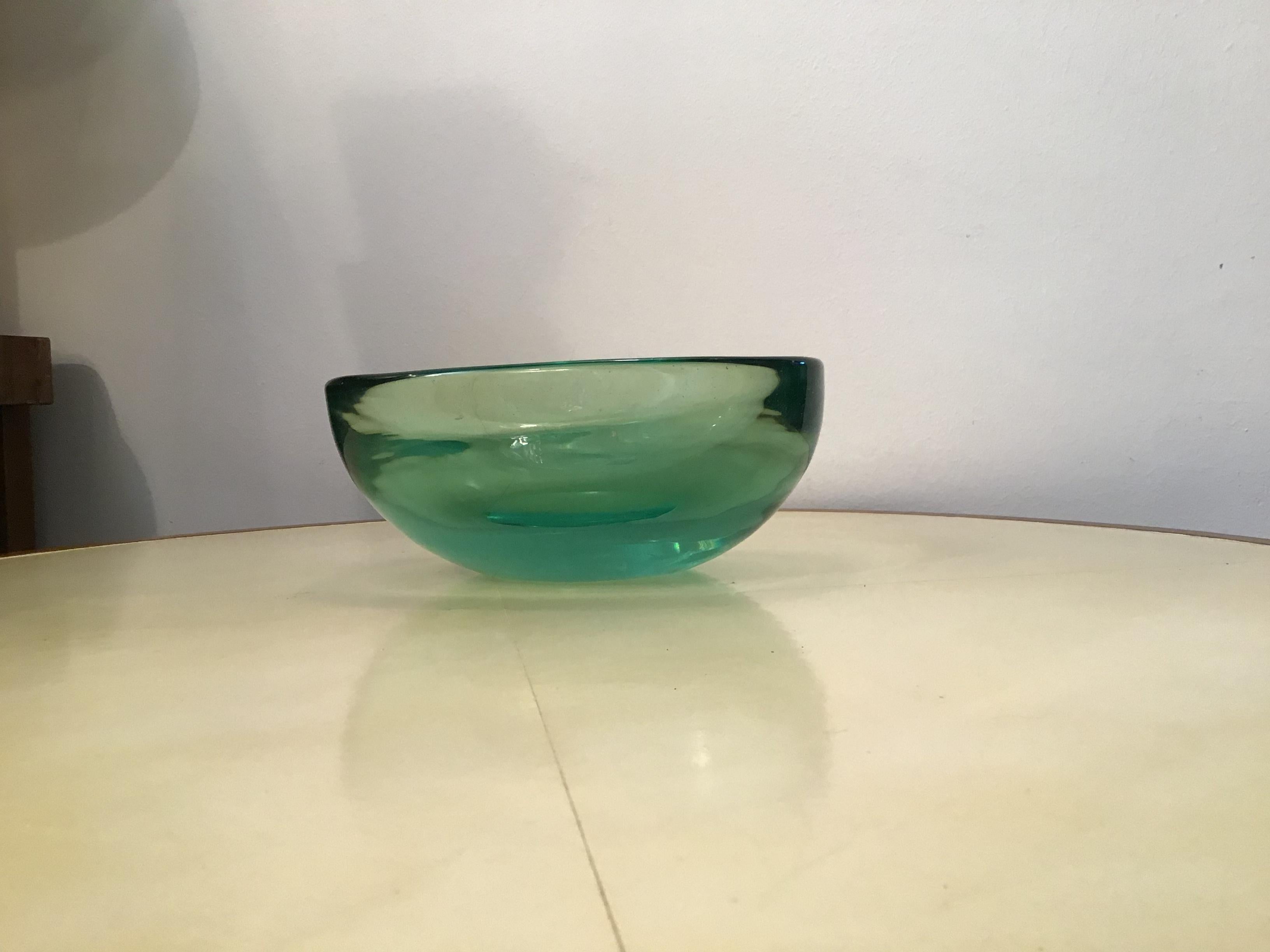 Archimede Seguso Glass Bowl Centerpiece Green Glass Submerged Murano, 1950 For Sale 1
